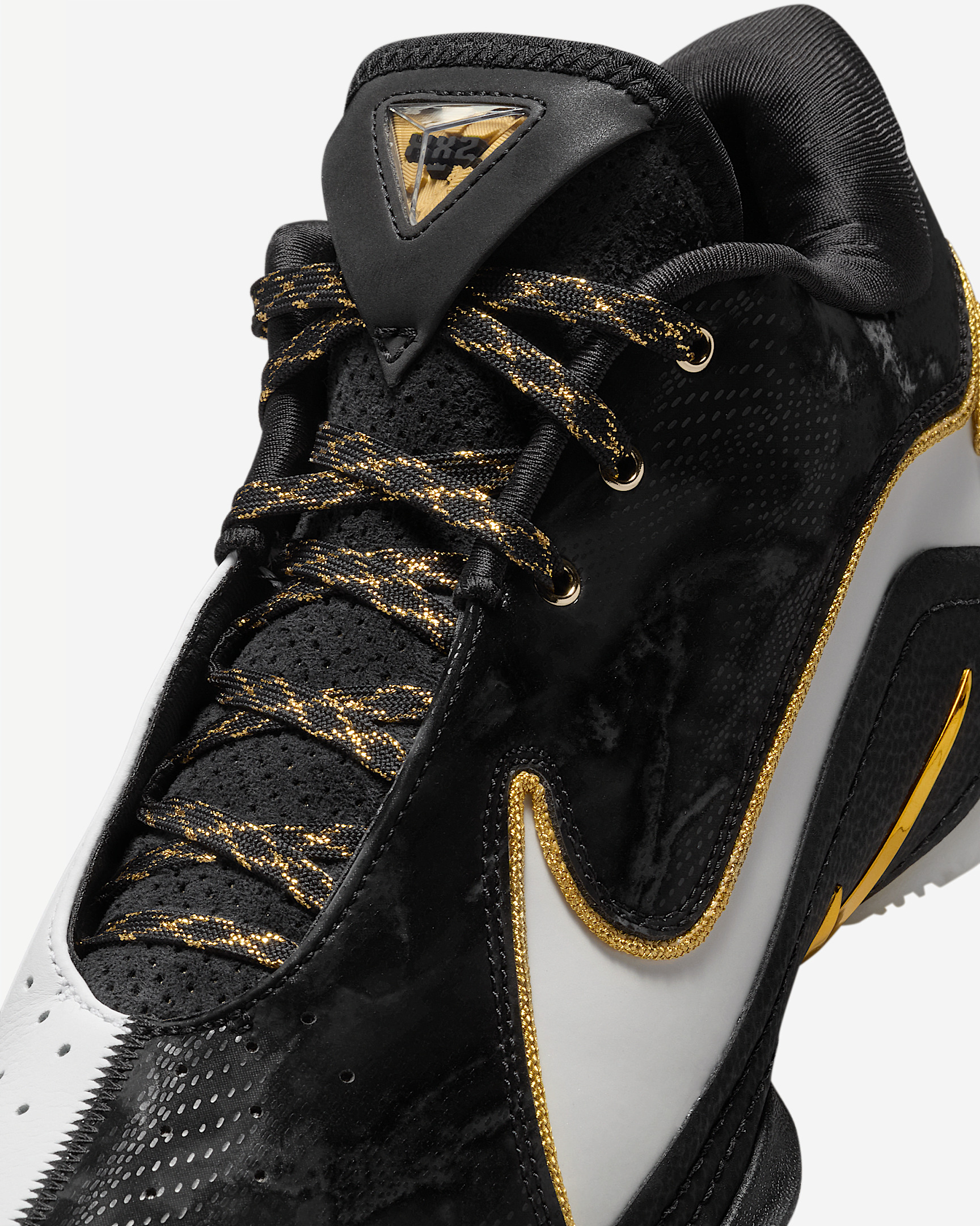 LeBron XXII “Mogul” Basketball Shoes - 7