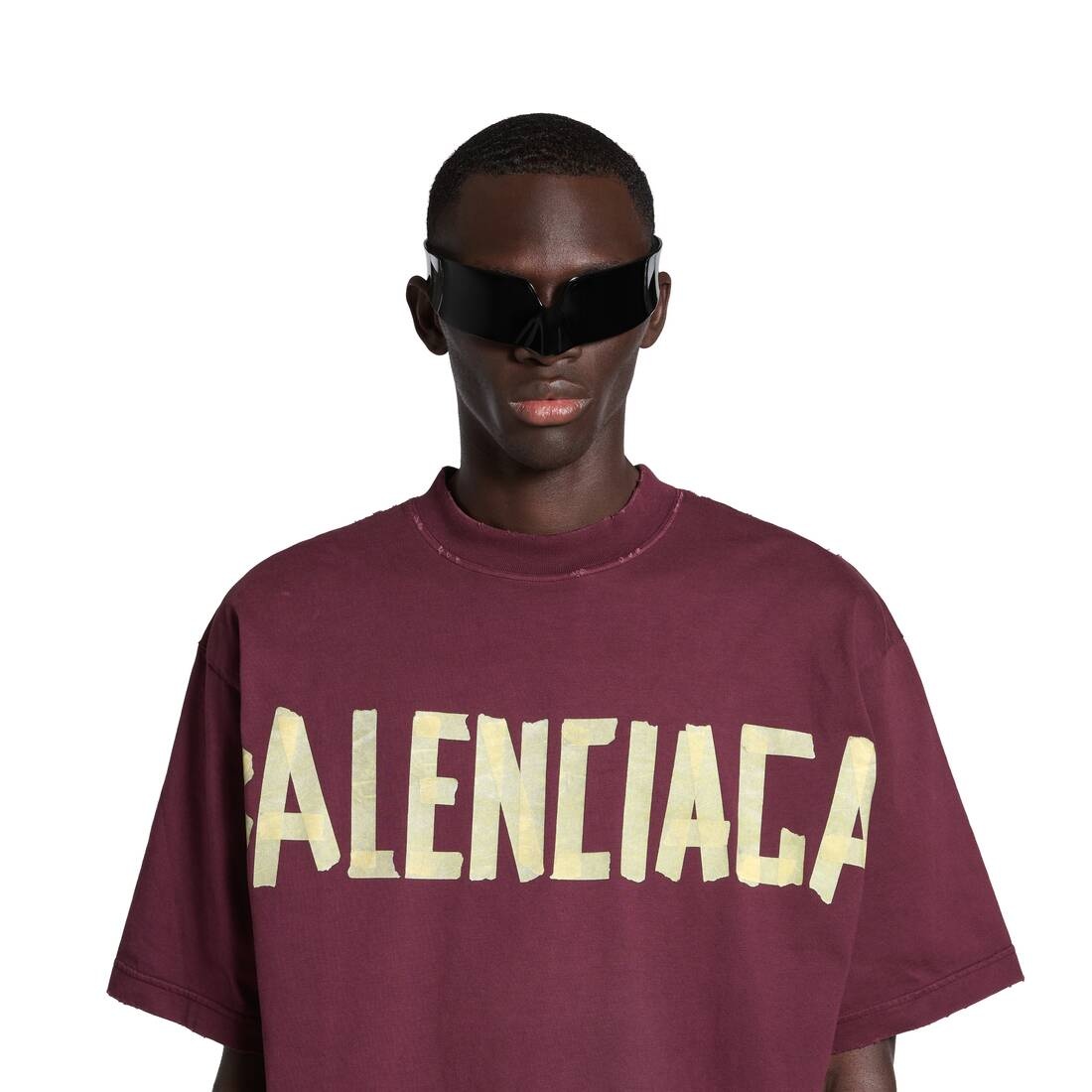 BALENCIAGA Tape Type T-shirt Medium Fit in Dark Red | REVERSIBLE