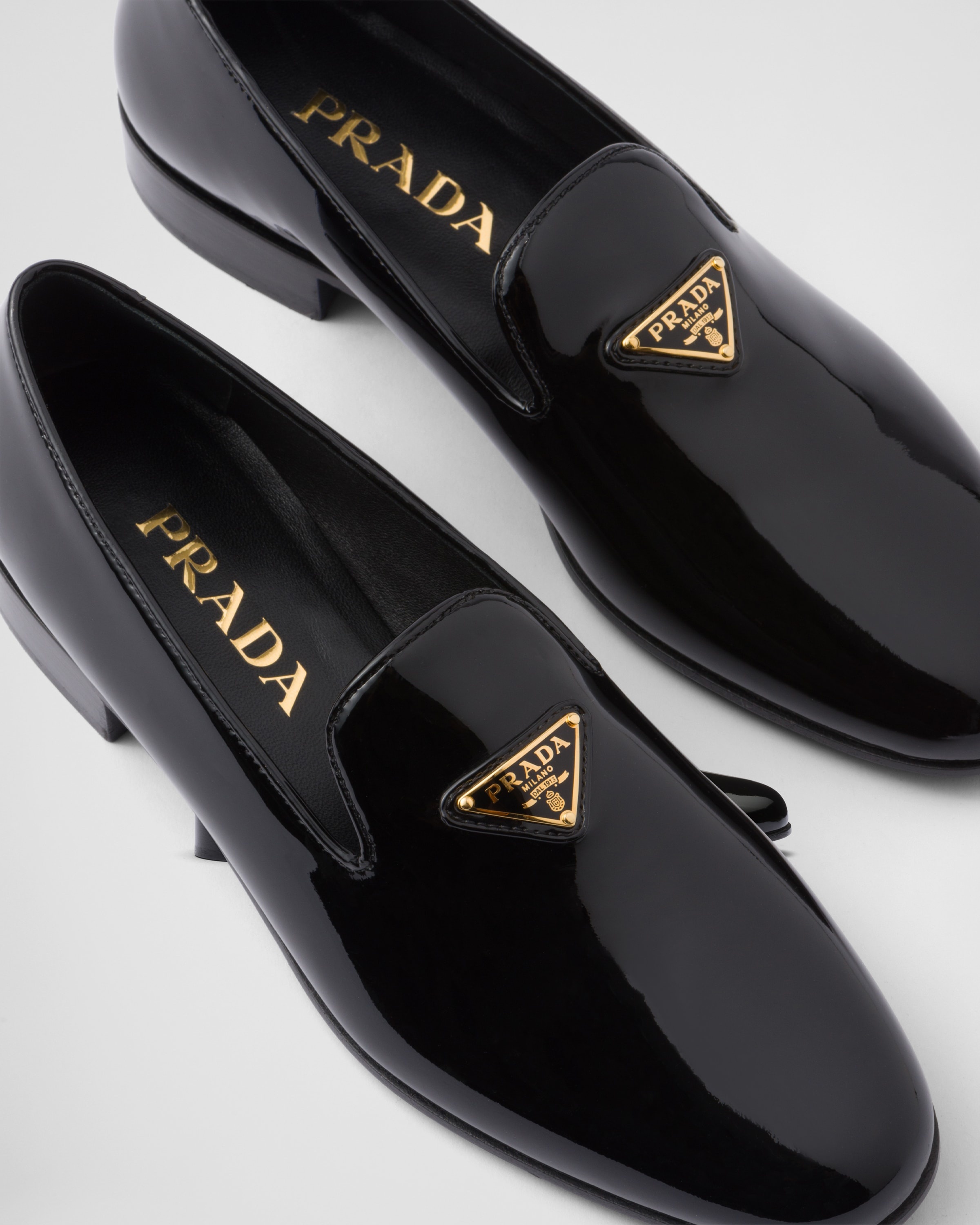 Patent leather loafers - 6