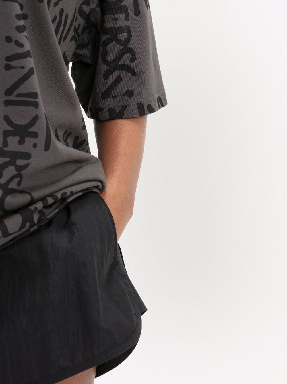 logo-print T-shirt - 5