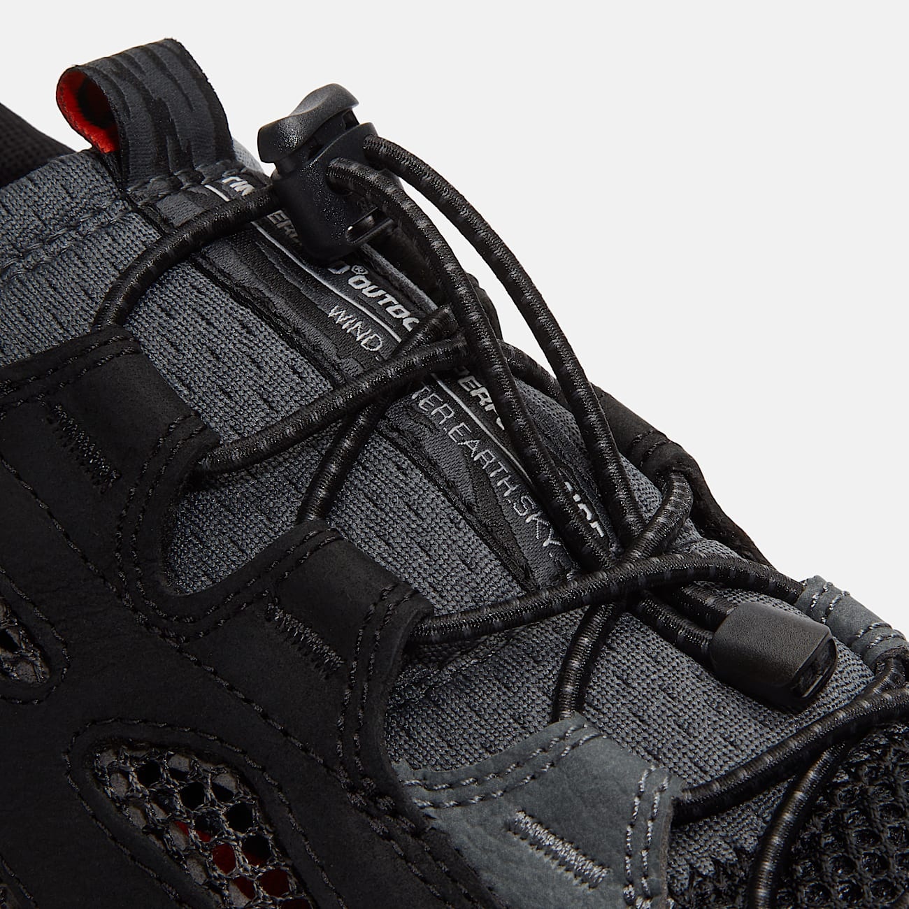 Men's Motion Access Low Lace-Up Sneaker - 7