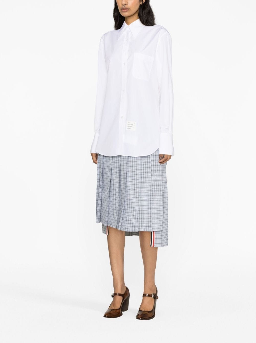 pointed-collar logo-patch shirt - 3