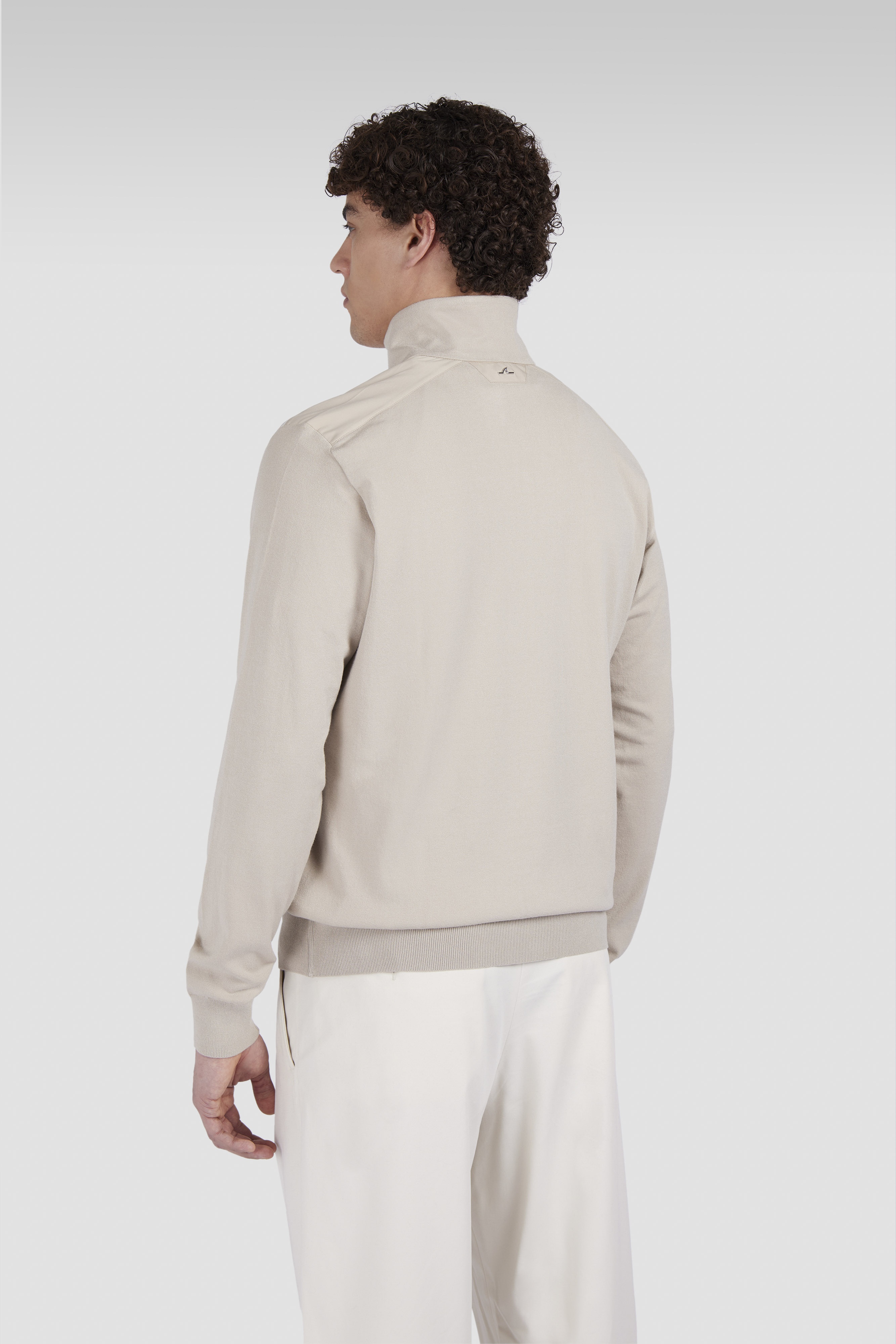 X-SOFT SWEATER WITH TYPHOON® PLATINUM DETAILS - 3