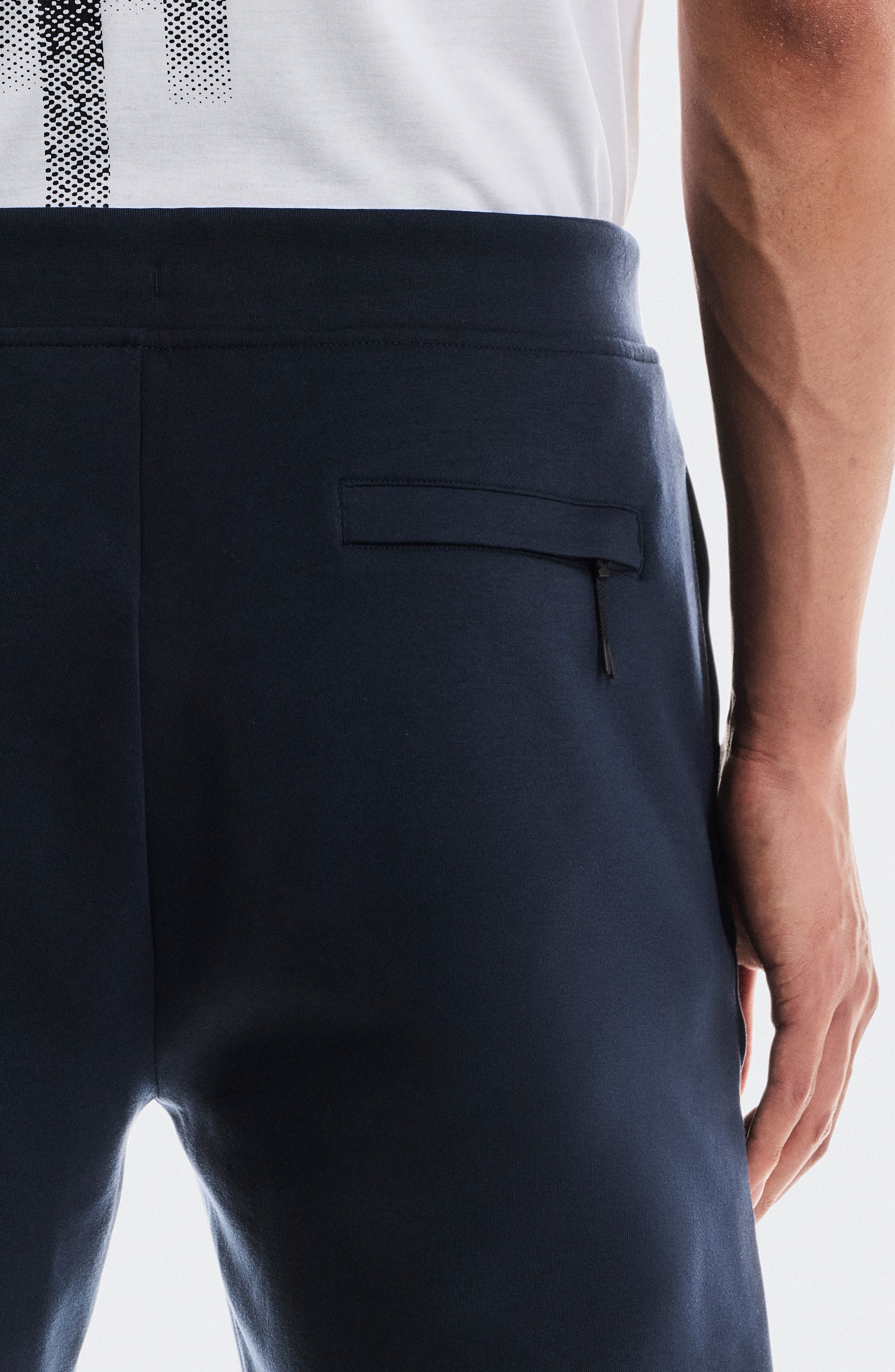 On Focus Tech Joggers O in Navy at Nordstrom - 4