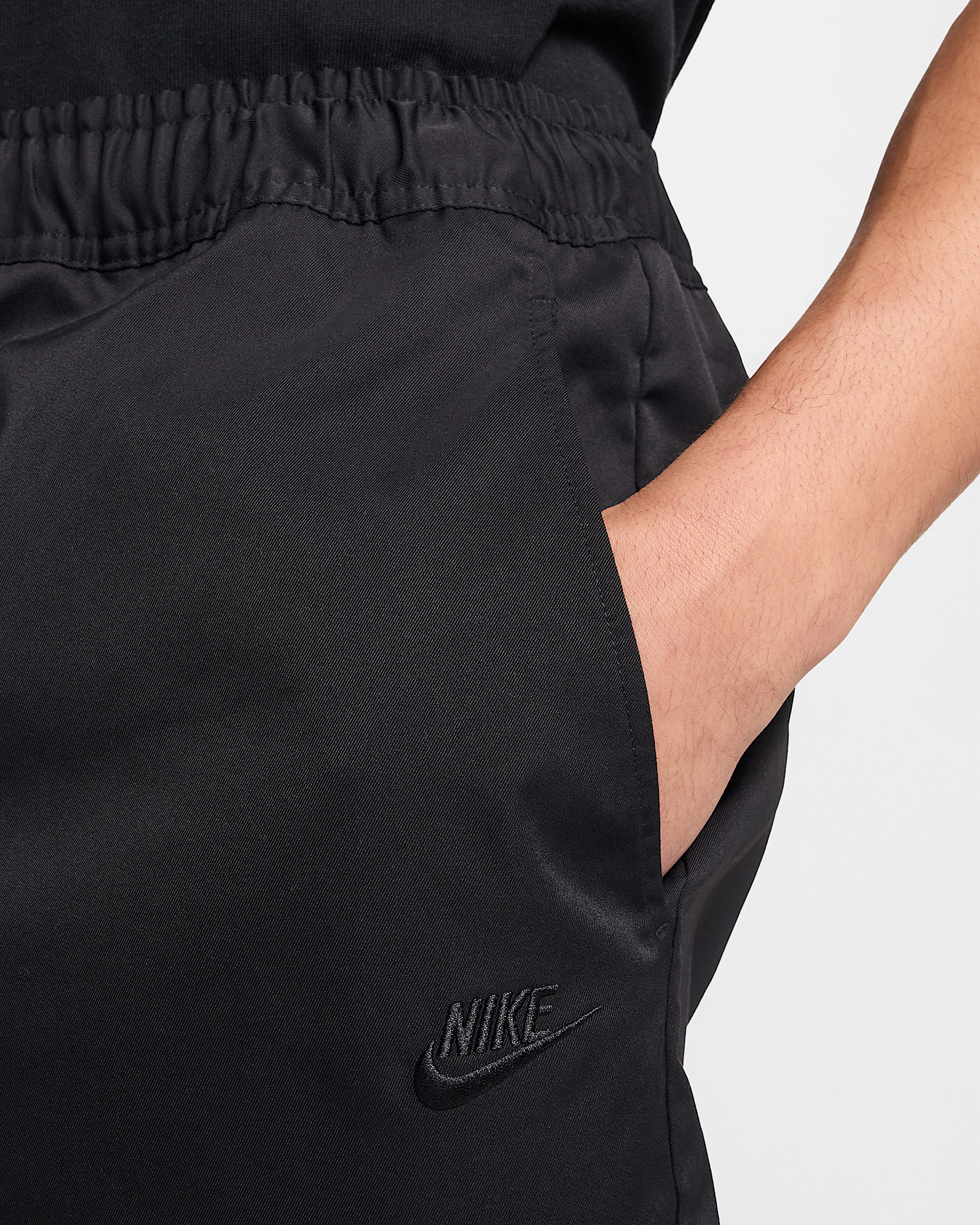 Nike Club Men's Woven Tapered Pants - 4
