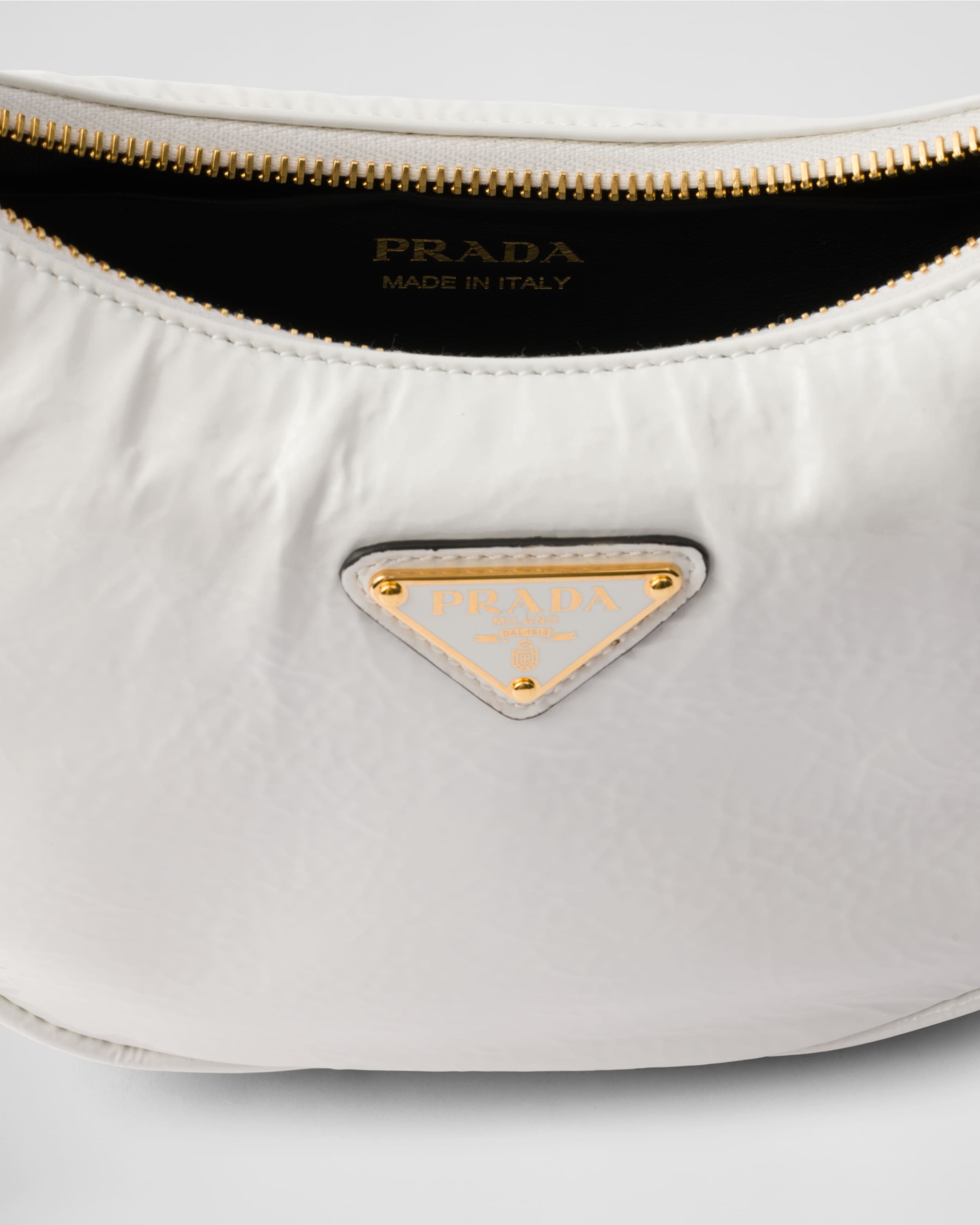 Prada Arqué naplak patent leather shoulder bag - 5