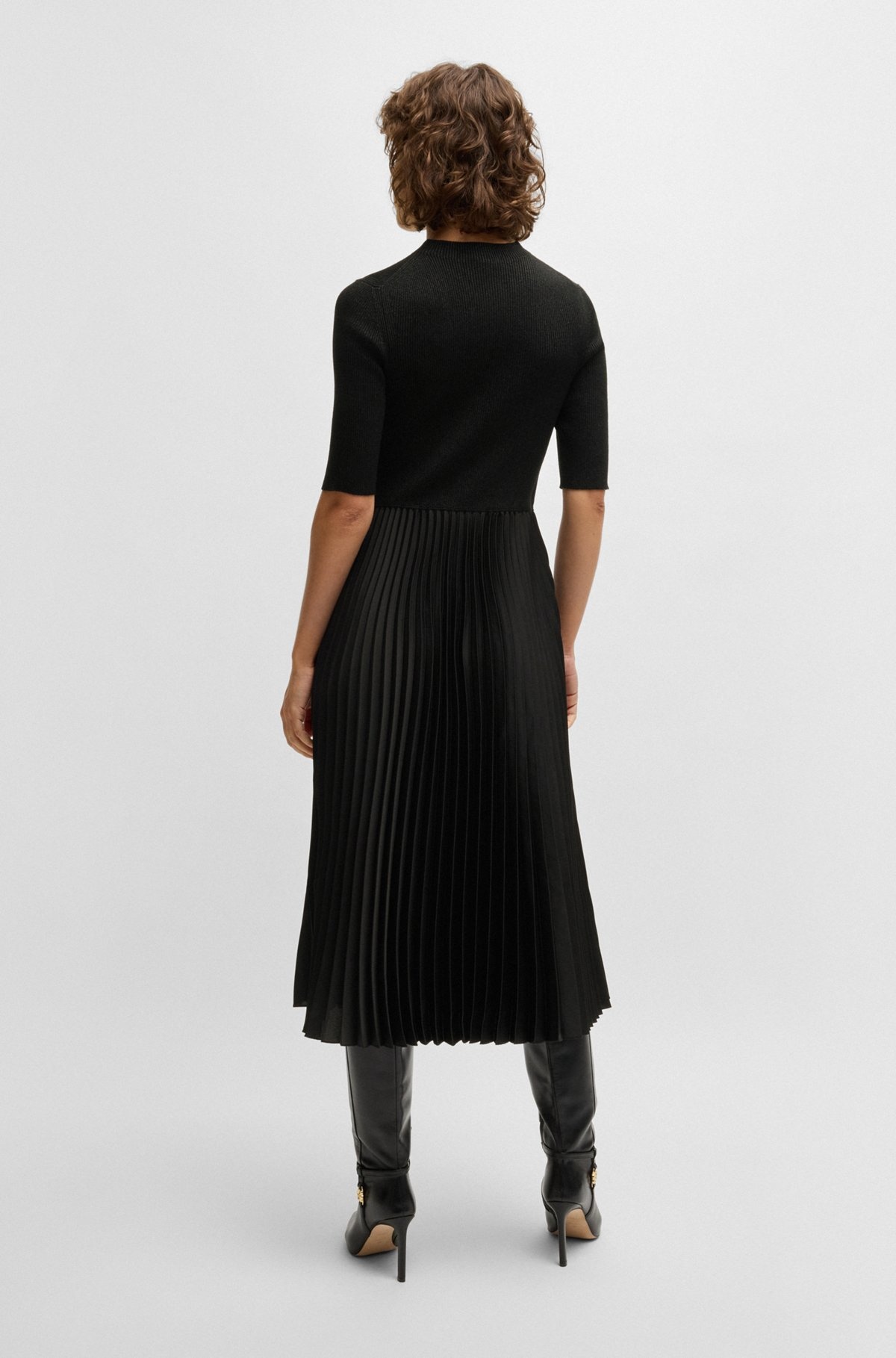 CROPPED-SLEEVE DRESS WITH PLISSÉ SKIRT - 5