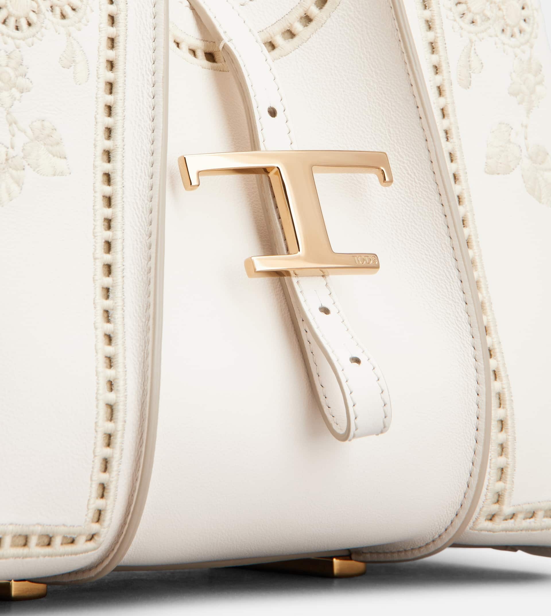 T TIMELESS SHOPPING BAG IN LEATHER MINI - WHITE - 6