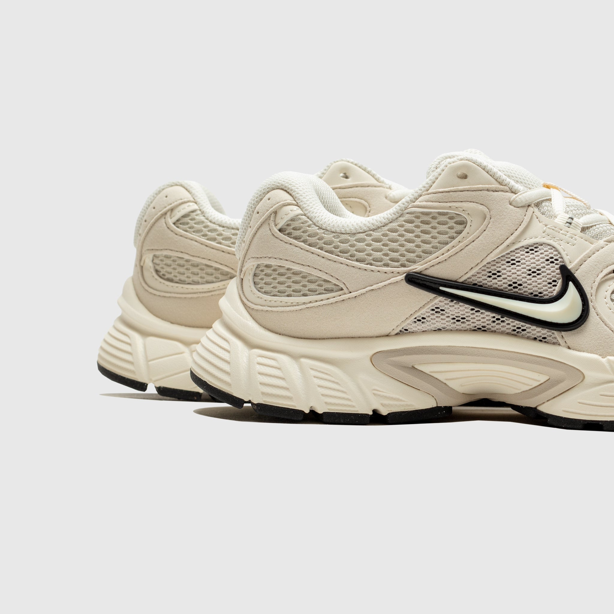 WMNS V5 RNR "LIGHT OREWOOD BROWN" - 5