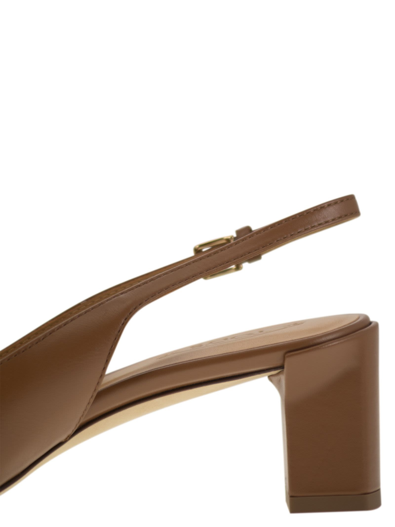 Tod's Women Slingback Leather Décolleté - 7