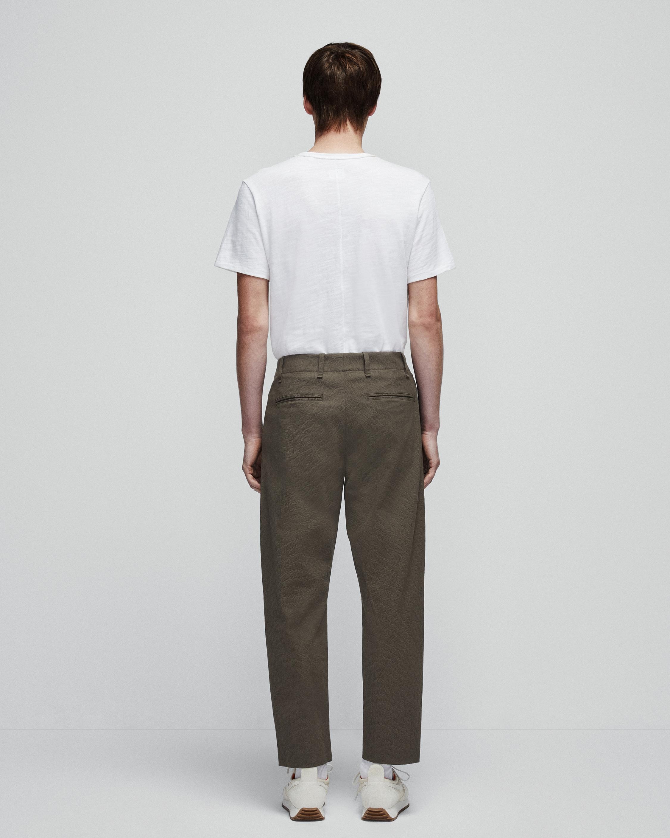 Shift Relaxed Trouser
Stretch Seersucker Pant - 6
