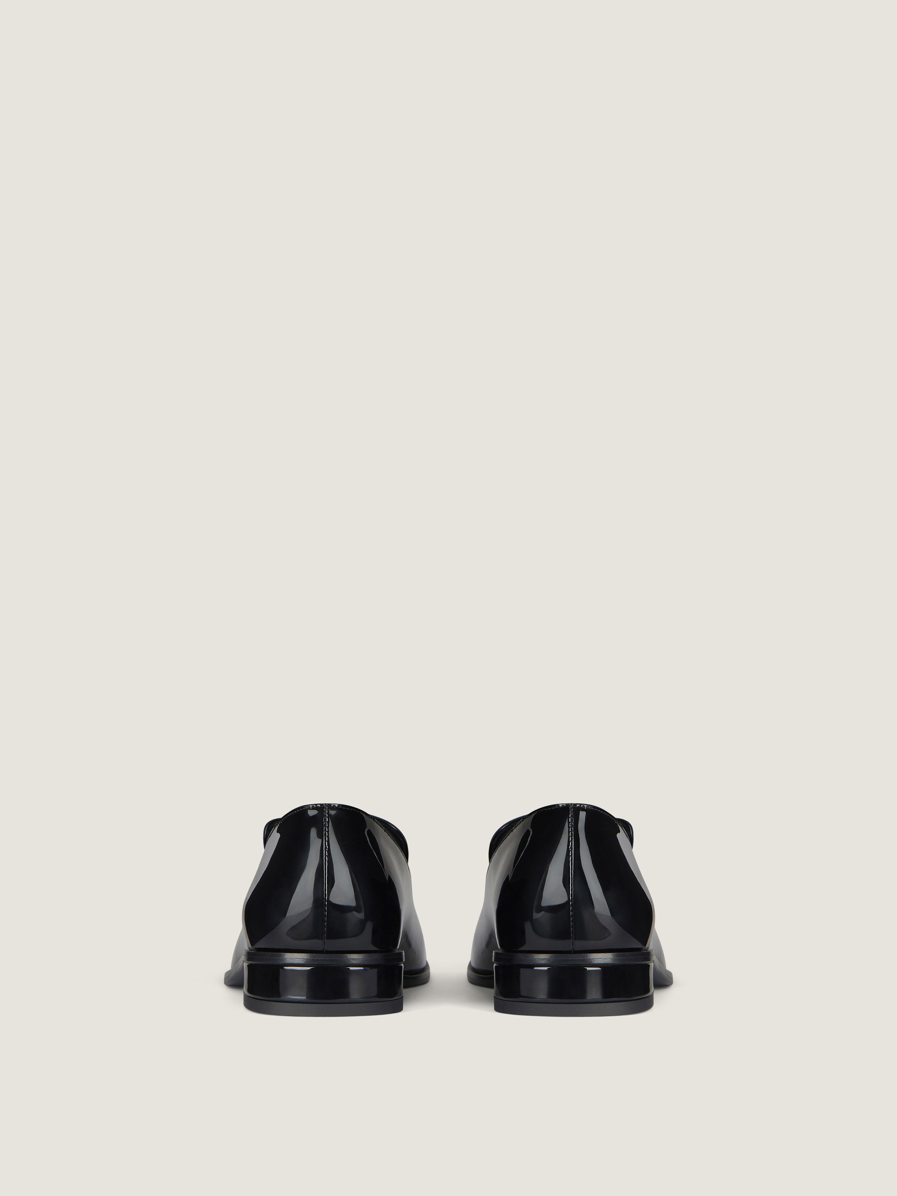TUX LOAFERS IN PATENT LEATHER - 6