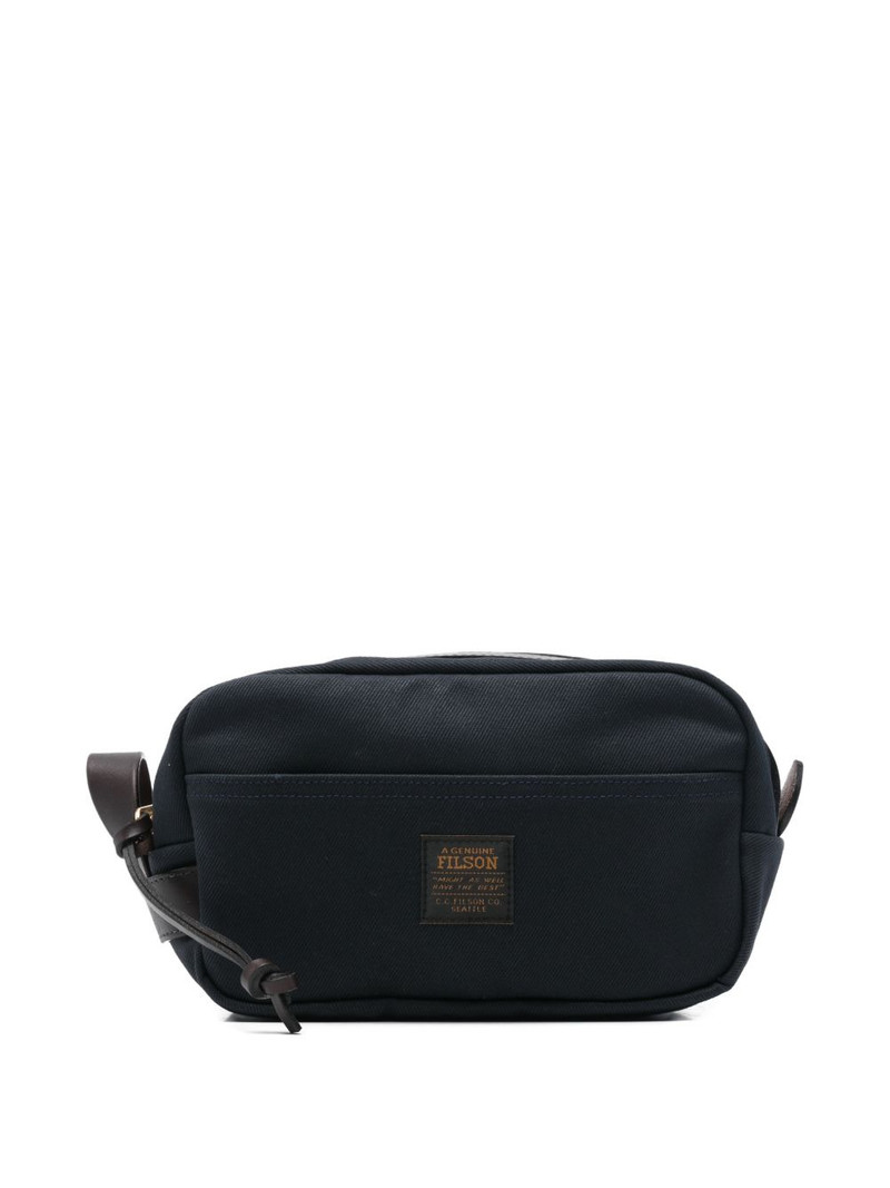 zip wash bag 1