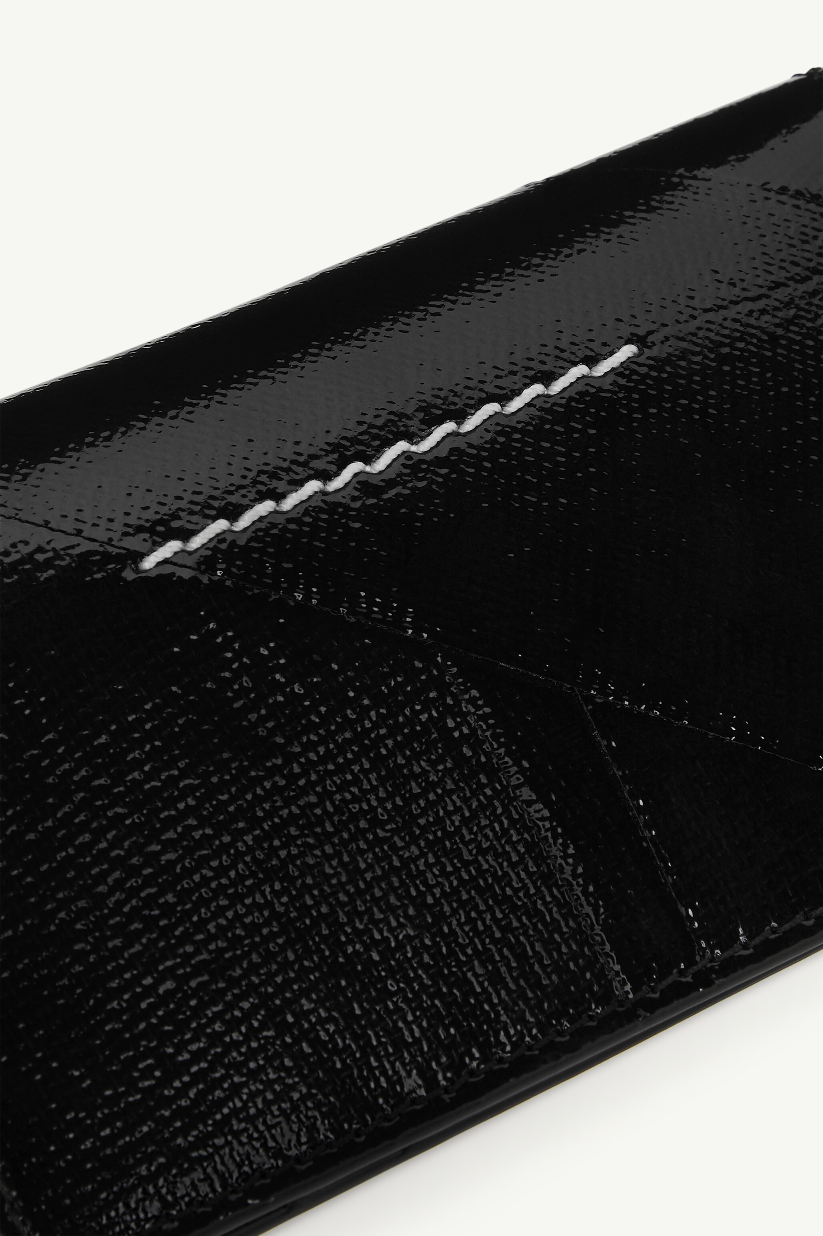 Taped bi-fold wallet - 4