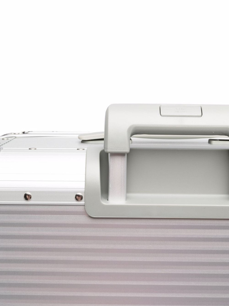 Spinner 76cm studded aluminum suitcase 3