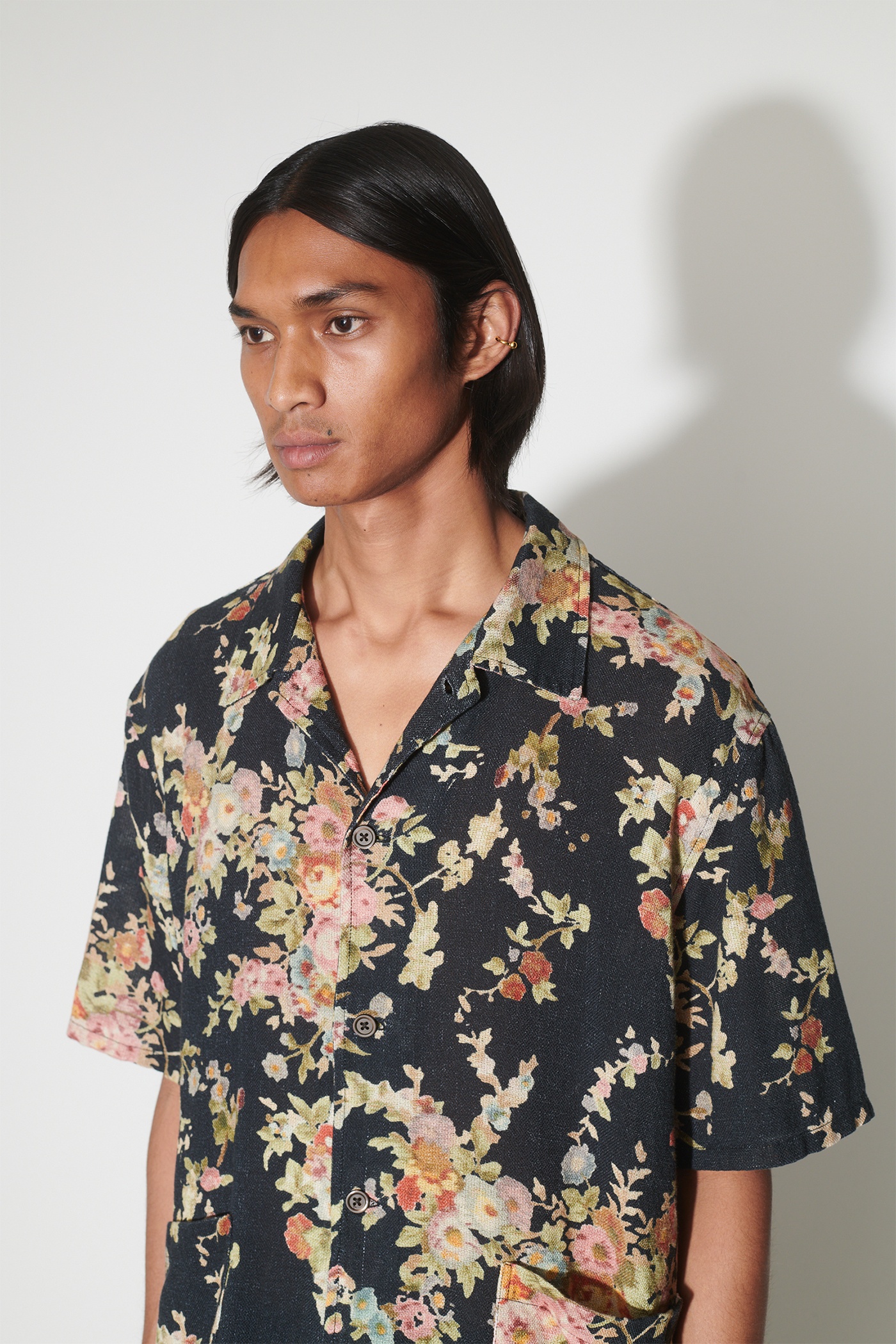 Elder Shirt Shortsleeve Black Floral Tapestry Print - 3