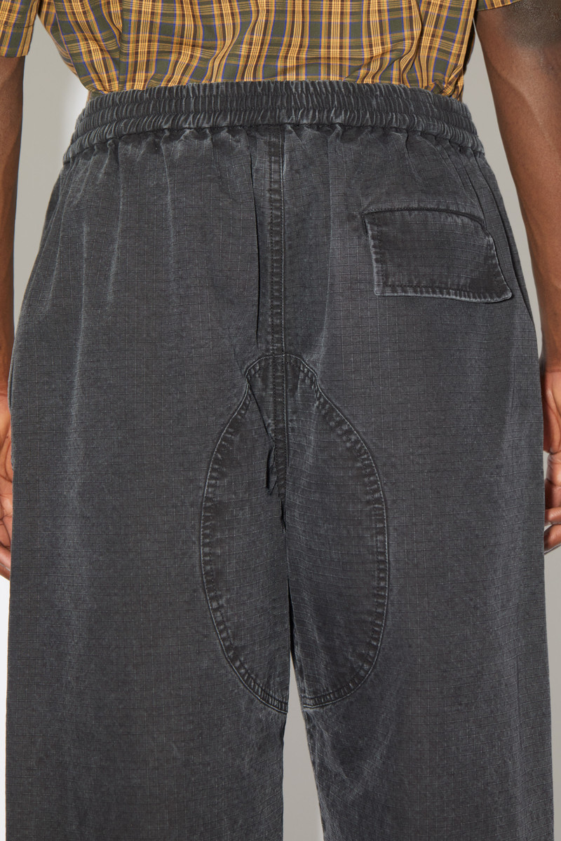Cargo trousers - Black 4