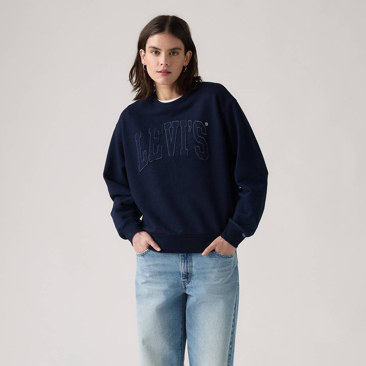 GRAPHIC HERITAGE CREW SWEATSHIRT - 2
