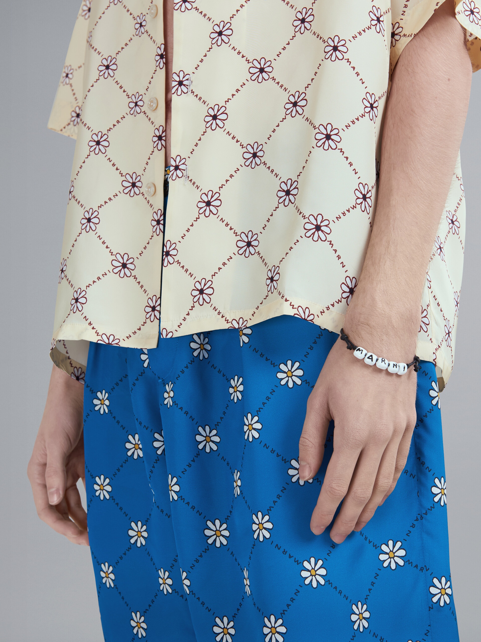 WHITE LOGO BRACELET - 2