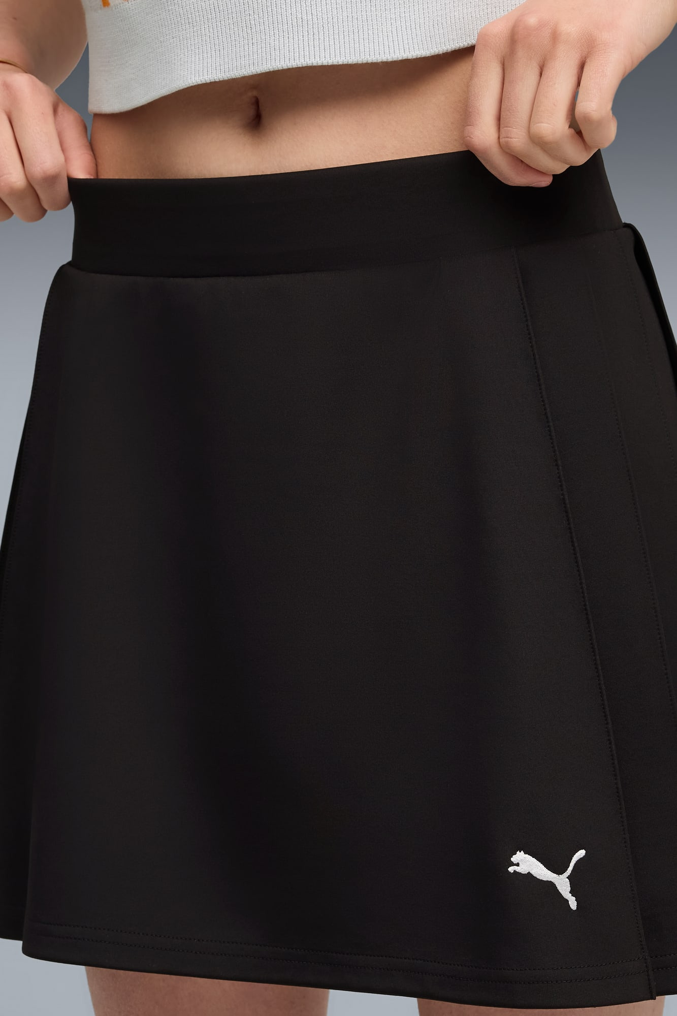Output - RDN: WARDROBE ESS Pleated Skirt Women - 4
