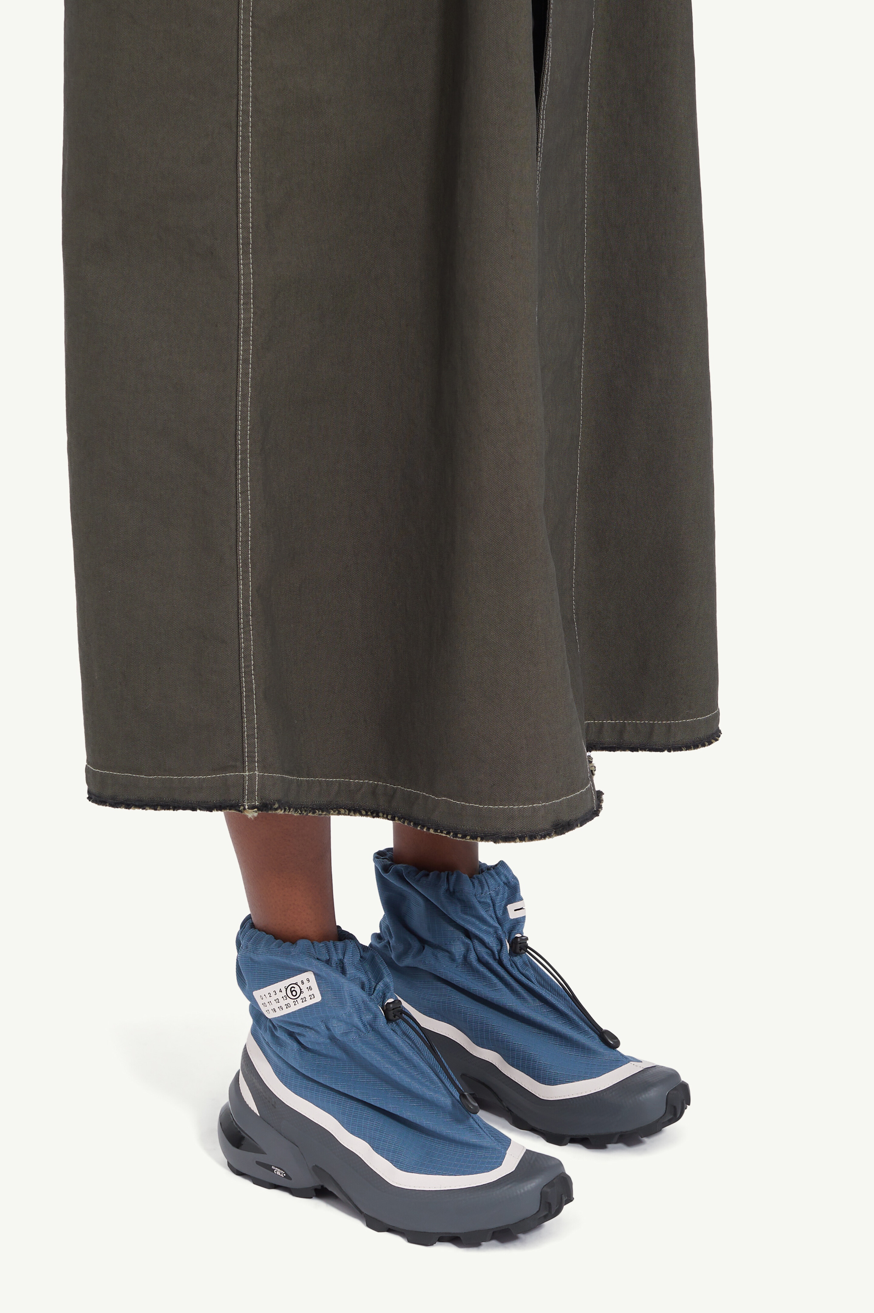 MM6 Maison Margiela x SALOMON MM6 x Salomon Cross mid
