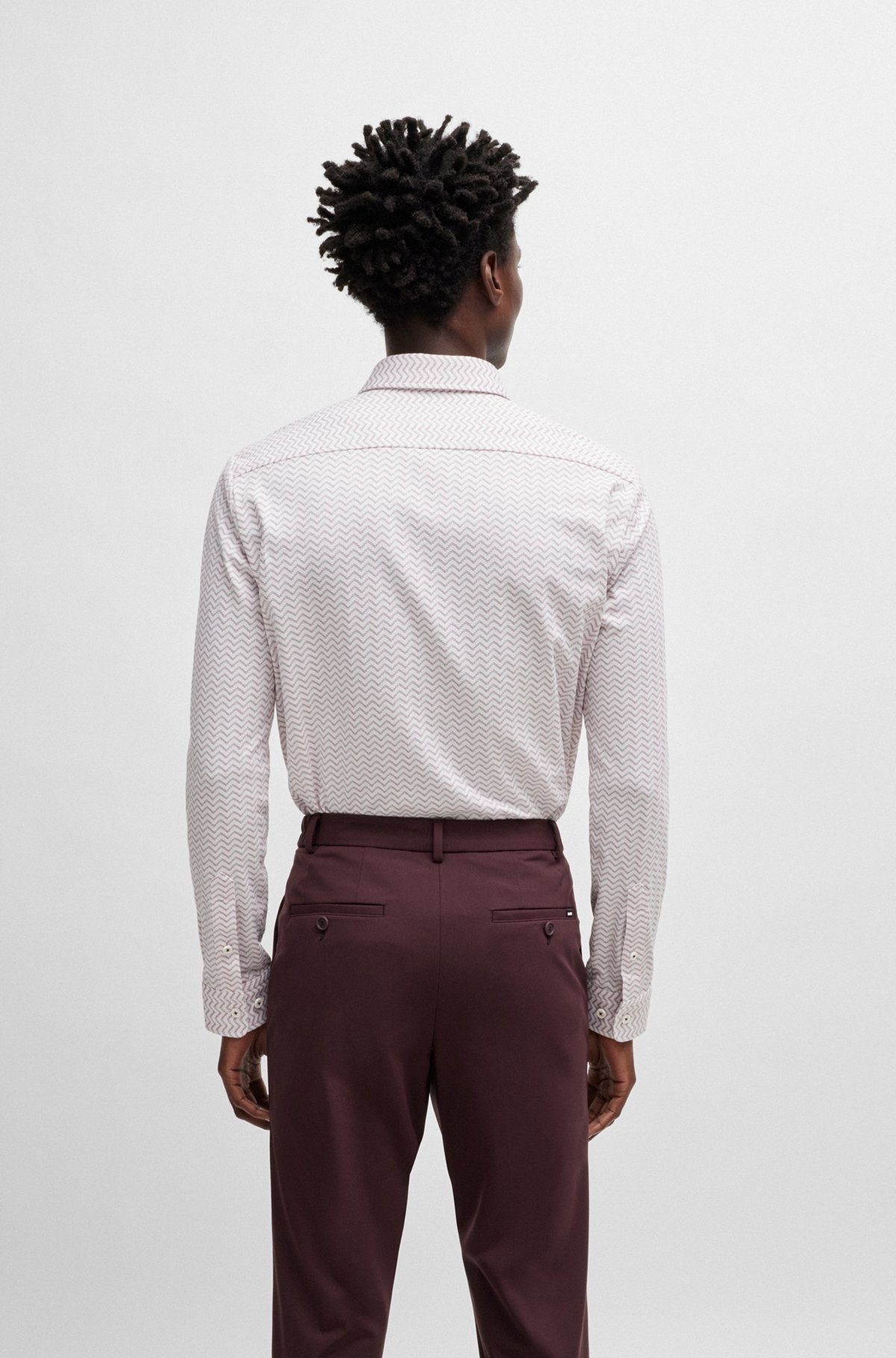 SLIM-FIT SHIRT IN PATTERNED PERFORMANCE-STRETCH FABRIC - 5