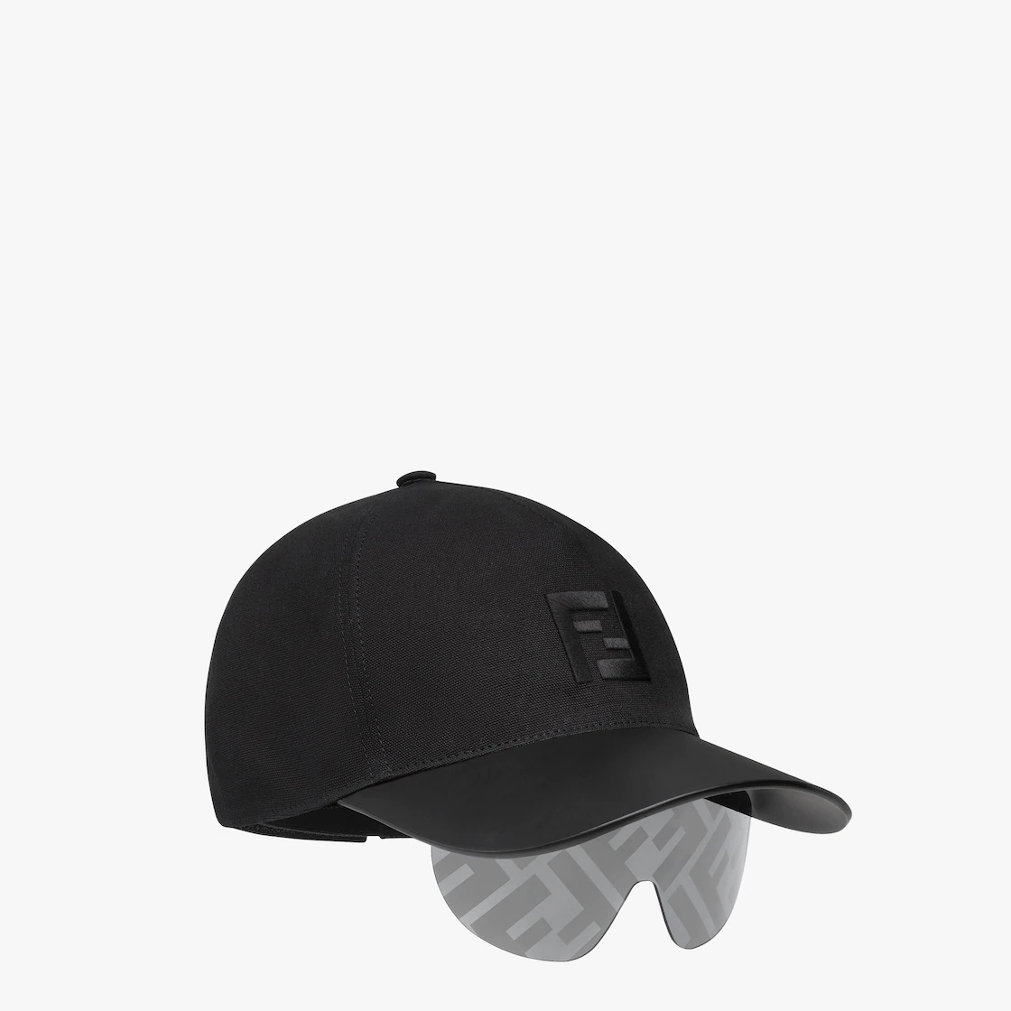 Presented in the Fall/Winter 2021 fashion show, this baseball cap has an integrated shield lens. Mad - 1