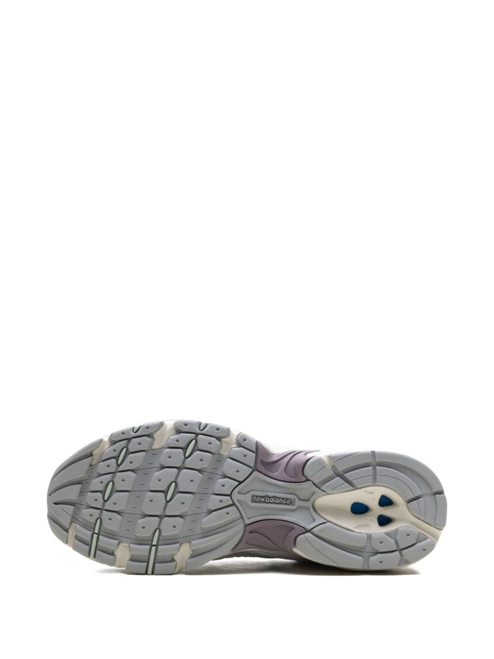530 "Sea Salt/Ice Wine" sneakers - 4