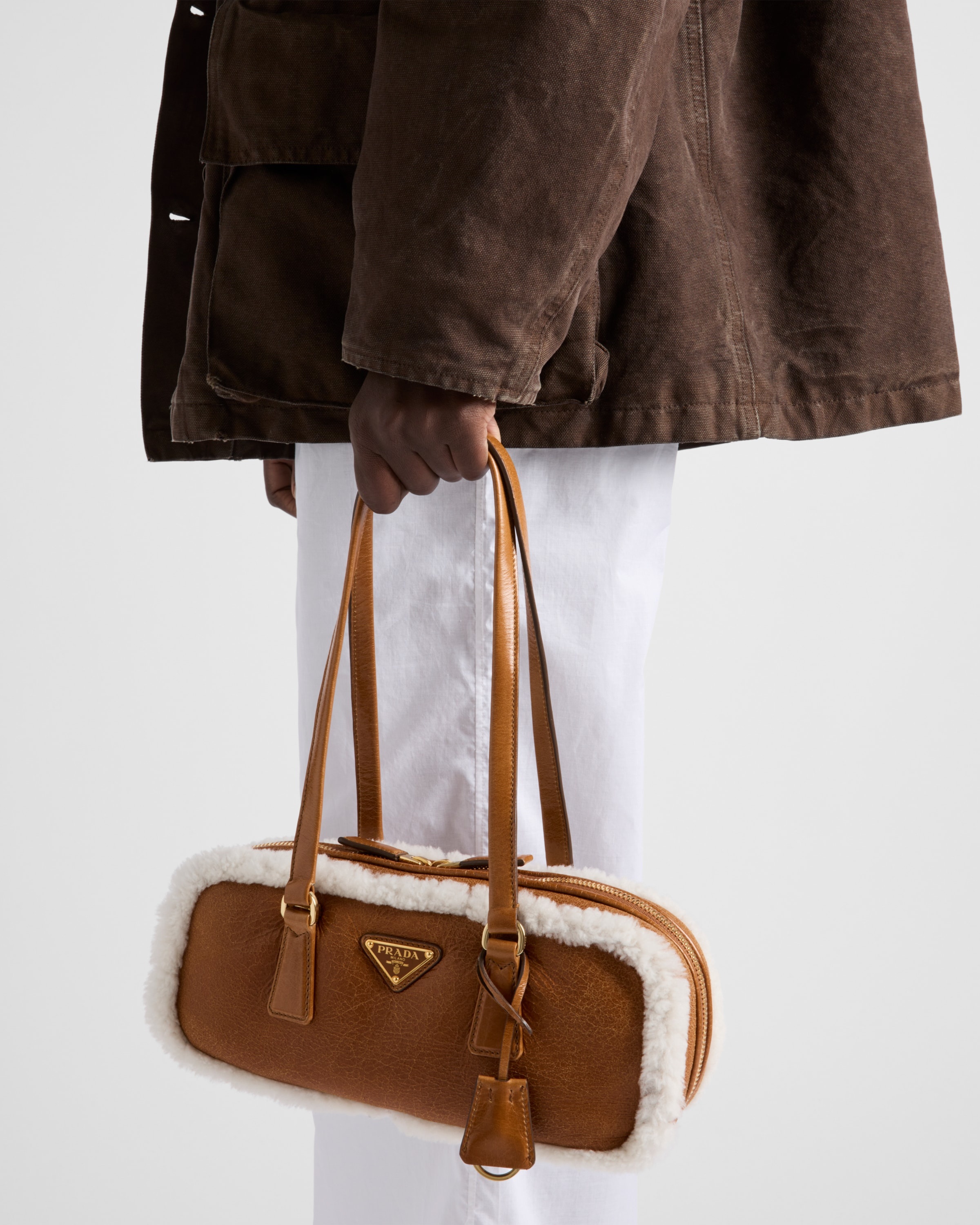 Medium shearling two-handle bag - 9