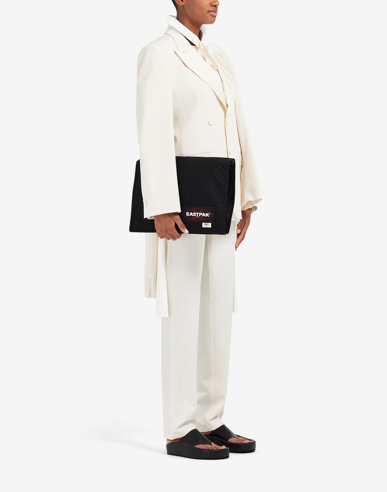 Tailored jacket with hanging sleeves - 3