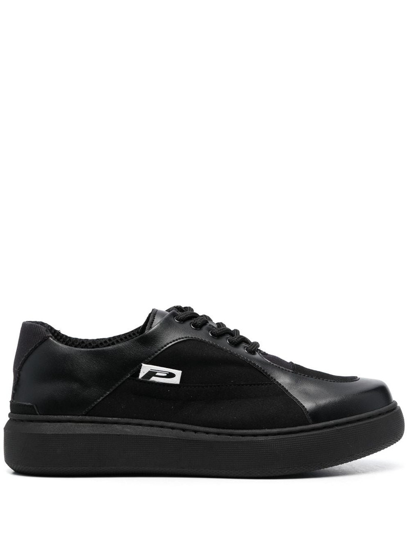 logo-patch low-top sneakers 1