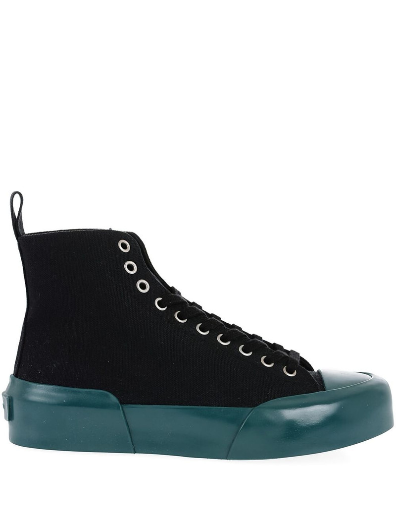 Jungle sneakers 1