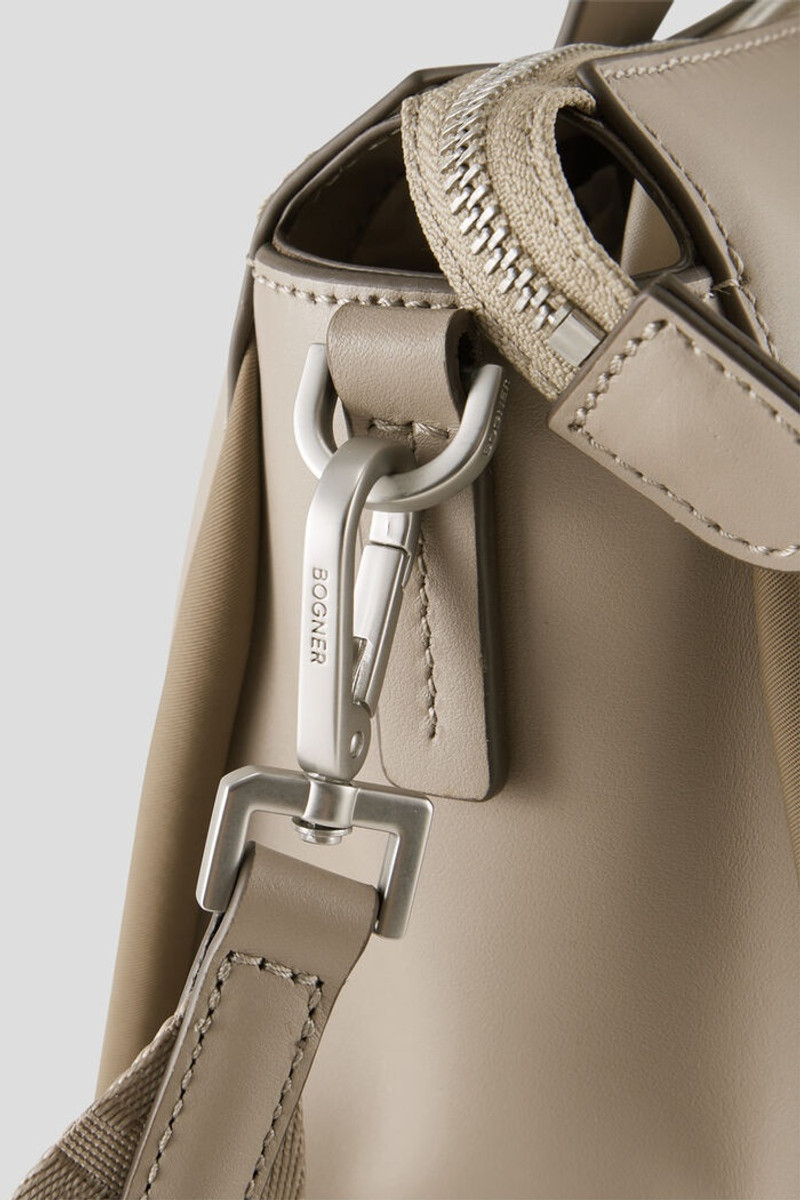 Brig Gavi Handbag in Taupe 5