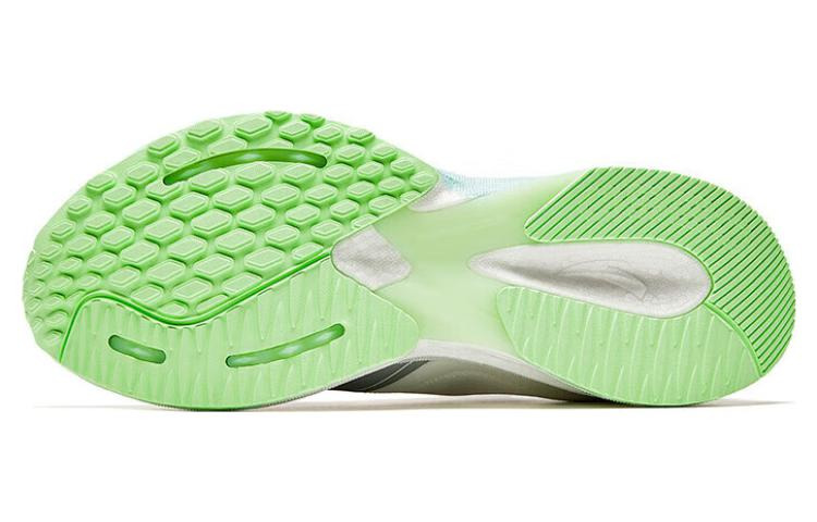(WMNS) ANTA Running Shoes 'White Silver Green' 922345585-1 - 4