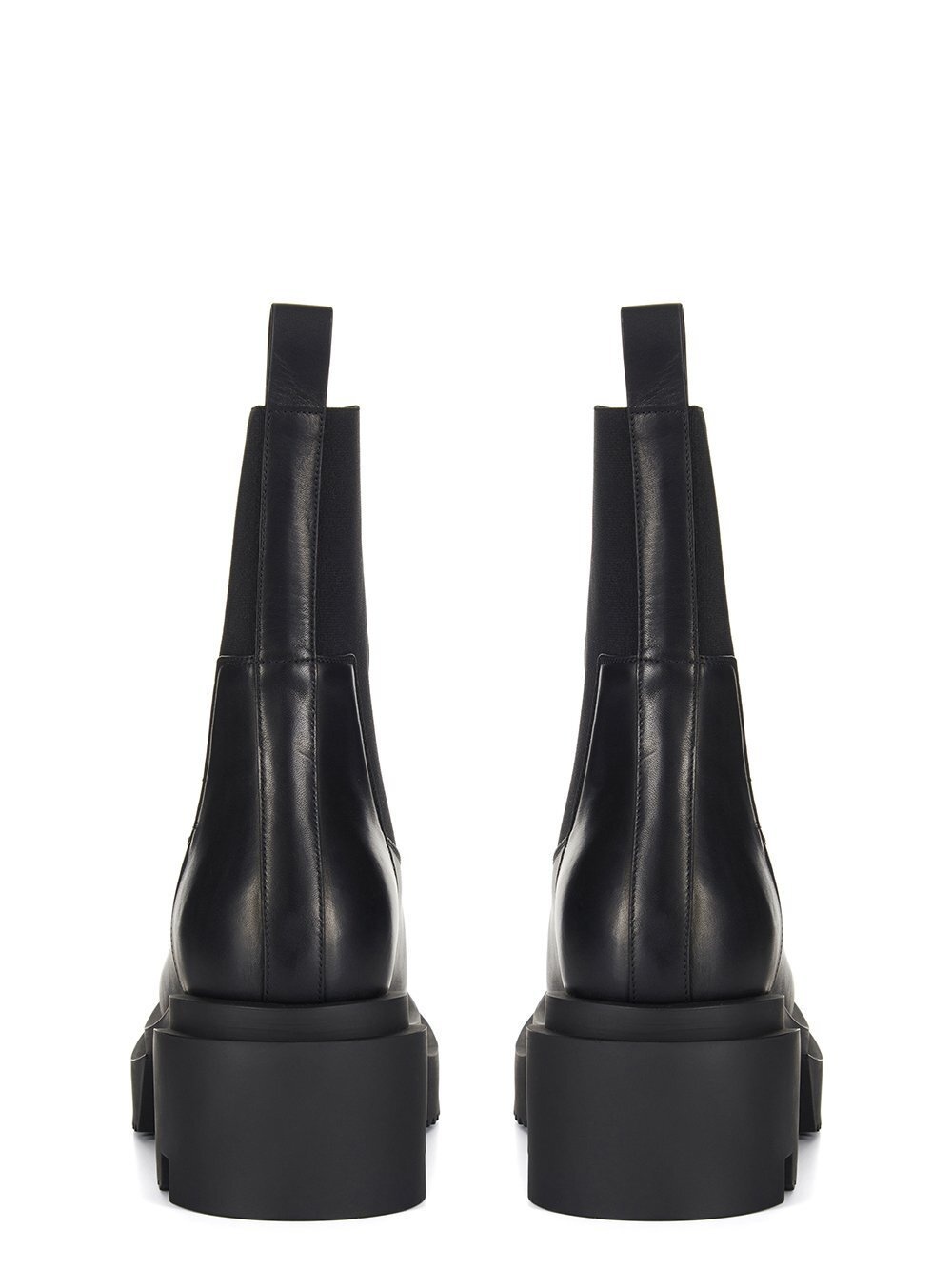 BOOTS - 4