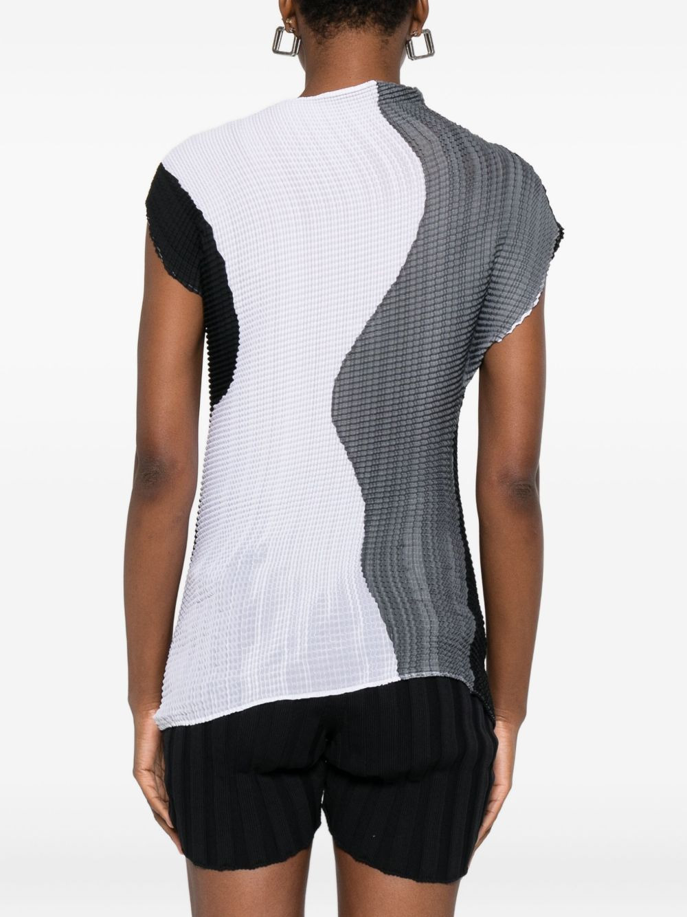 Abstract Tint pleated top - 4