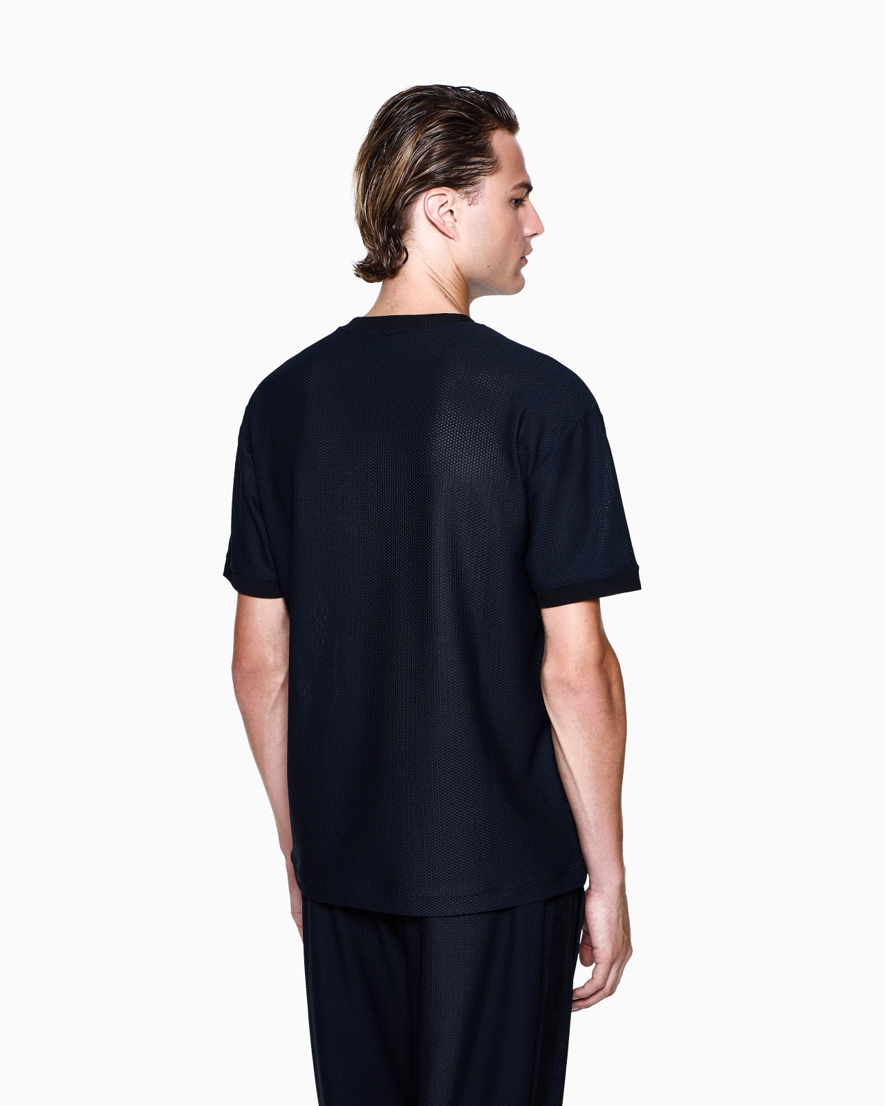 CREW-NECK T-SHIRT IN TECHNICAL WAFFLE FABRIC - 3