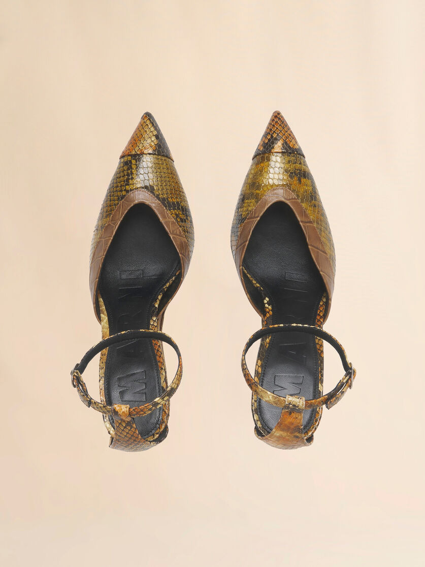 BROWN LEATHER POINTED-TOE WEDGE WITH MIXED ANIMAL PRINT - 4