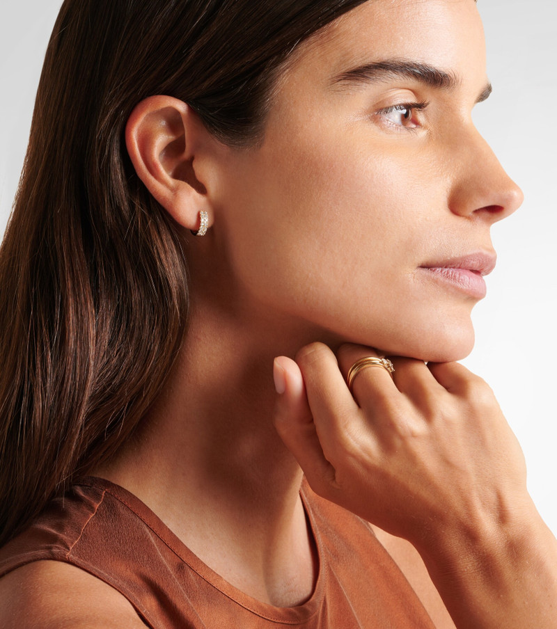 Twin 14kt gold earrings with diamonds 3