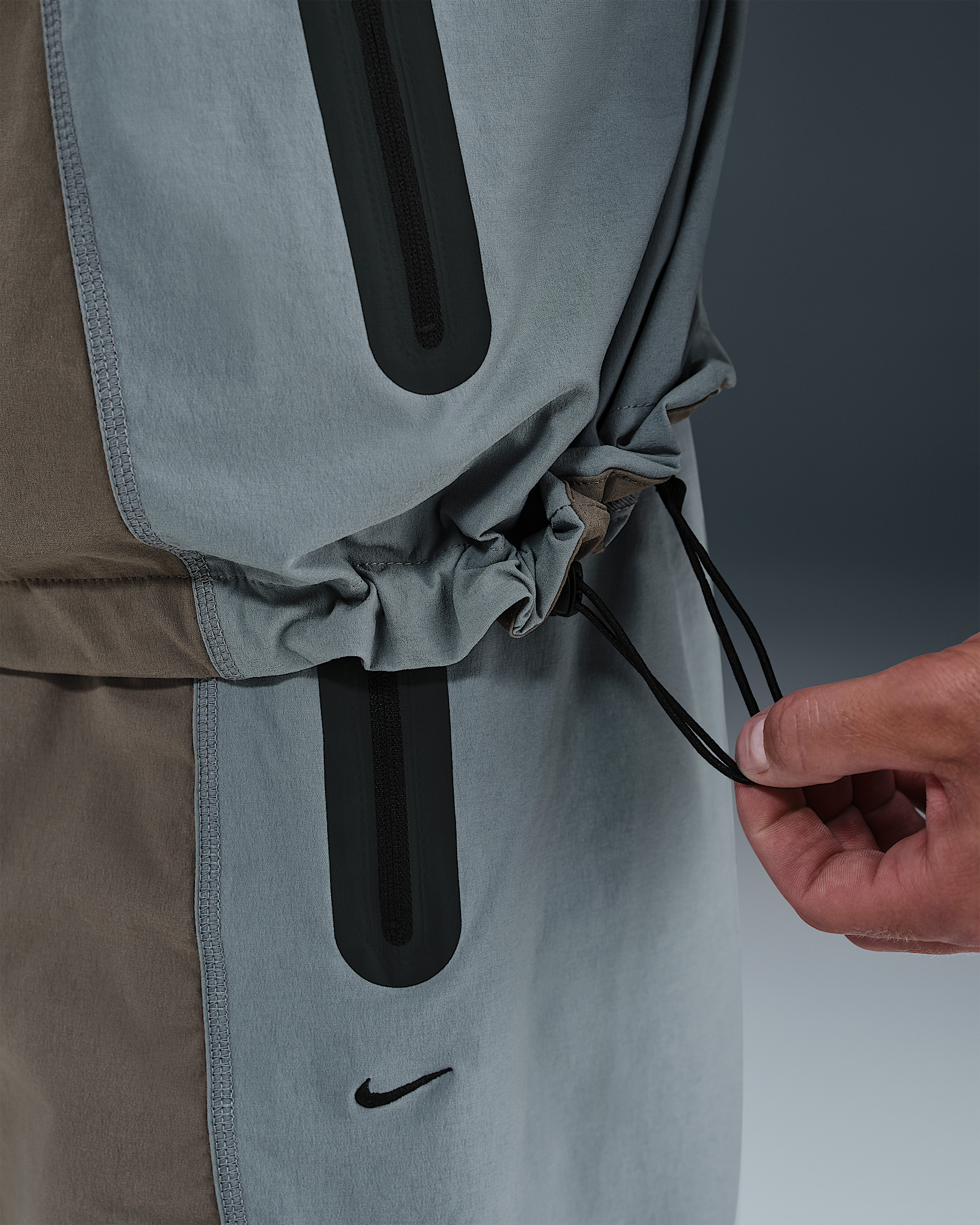 Nike Tech Men's Dri-FIT Woven Color-Block Windrunner Oversized Jacket - 6