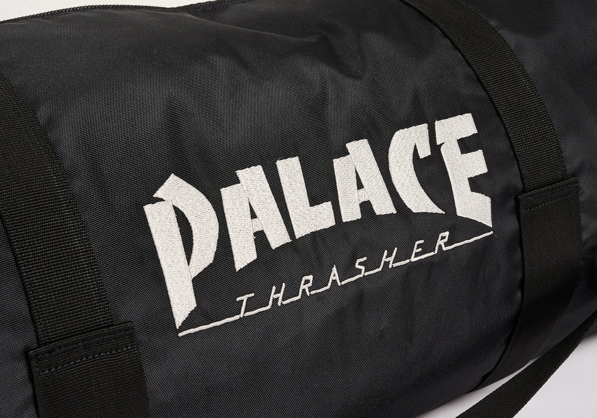 PALACE THRASHER BOARD CARRIER DUFFLE BLACK - 4