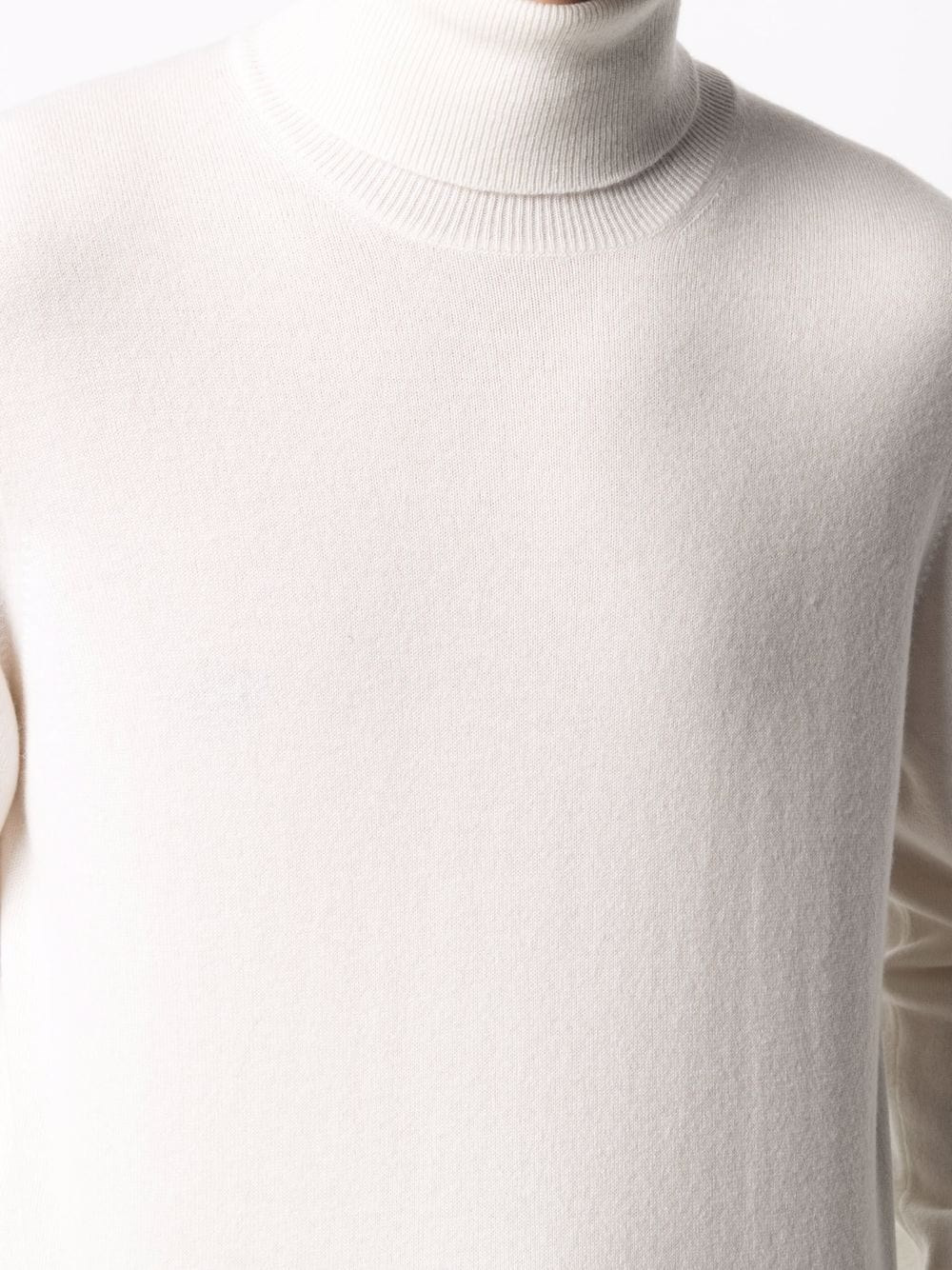 Turtle-Neck Sweater - 5