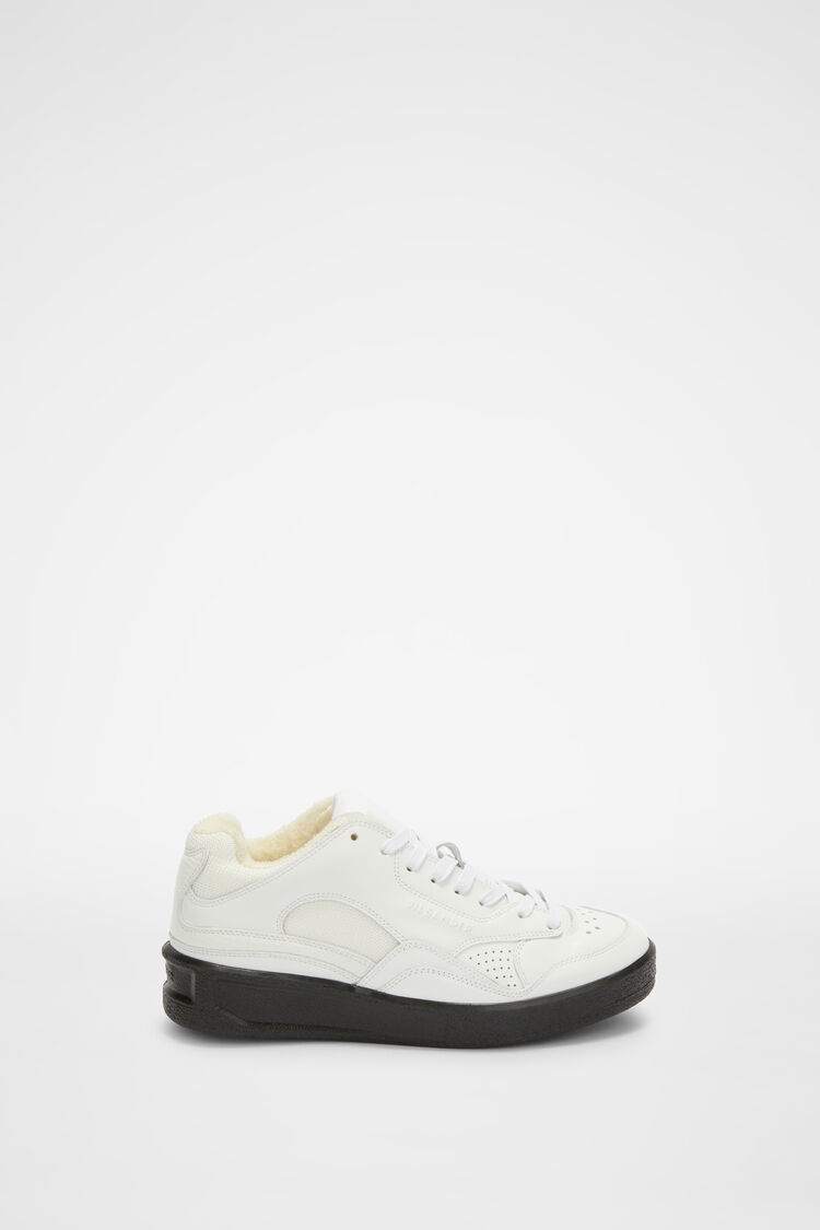 Low-Top Sneakers - 1