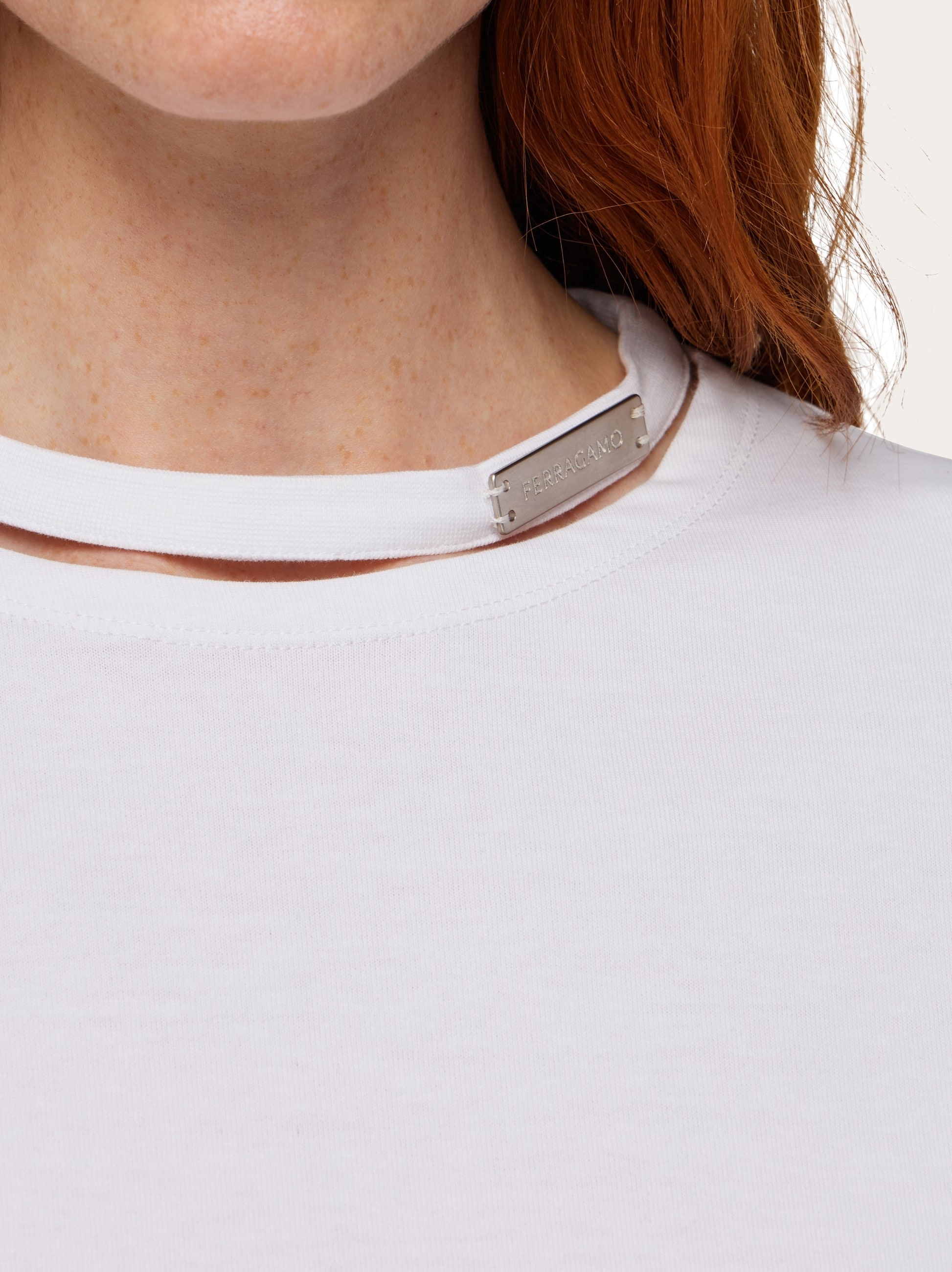 T-shirt with custom tab - 4