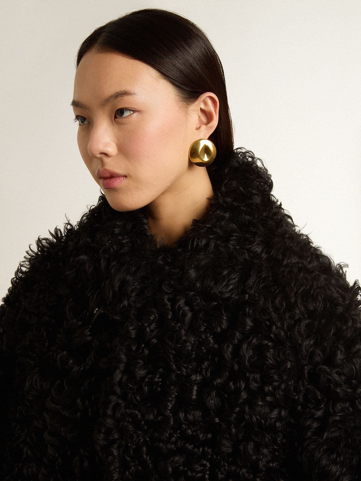 Women's black shearling jacket - 4