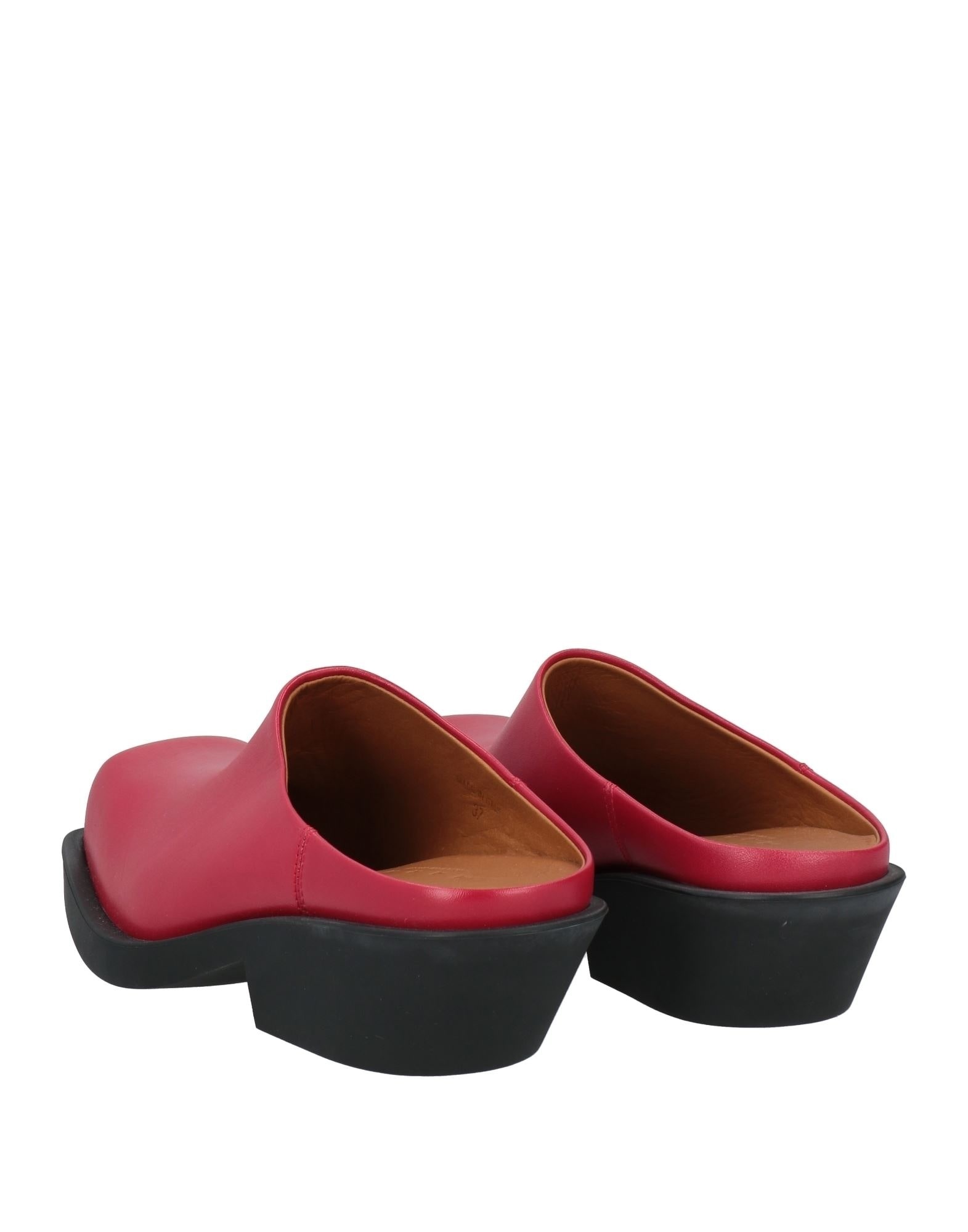 Red Women's Mules And Clogs - 3
