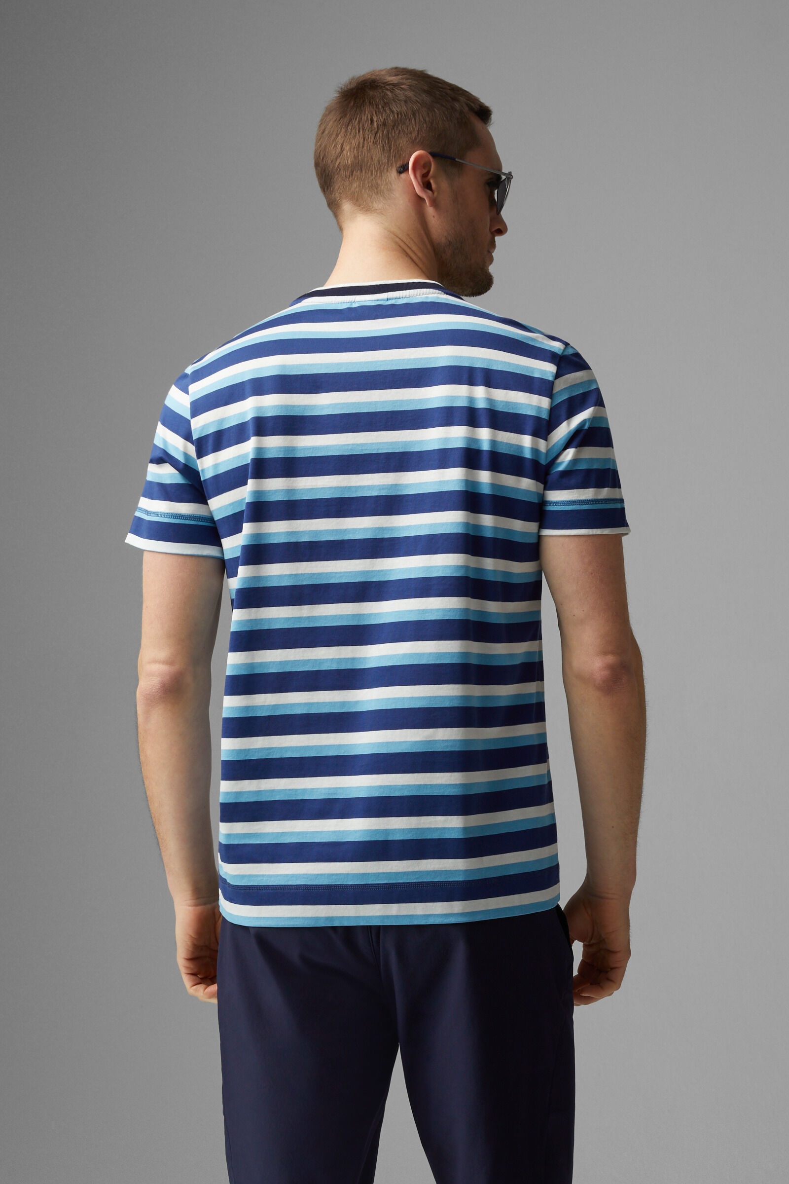 Kosmo t-shirt in Blue/off-white - 3
