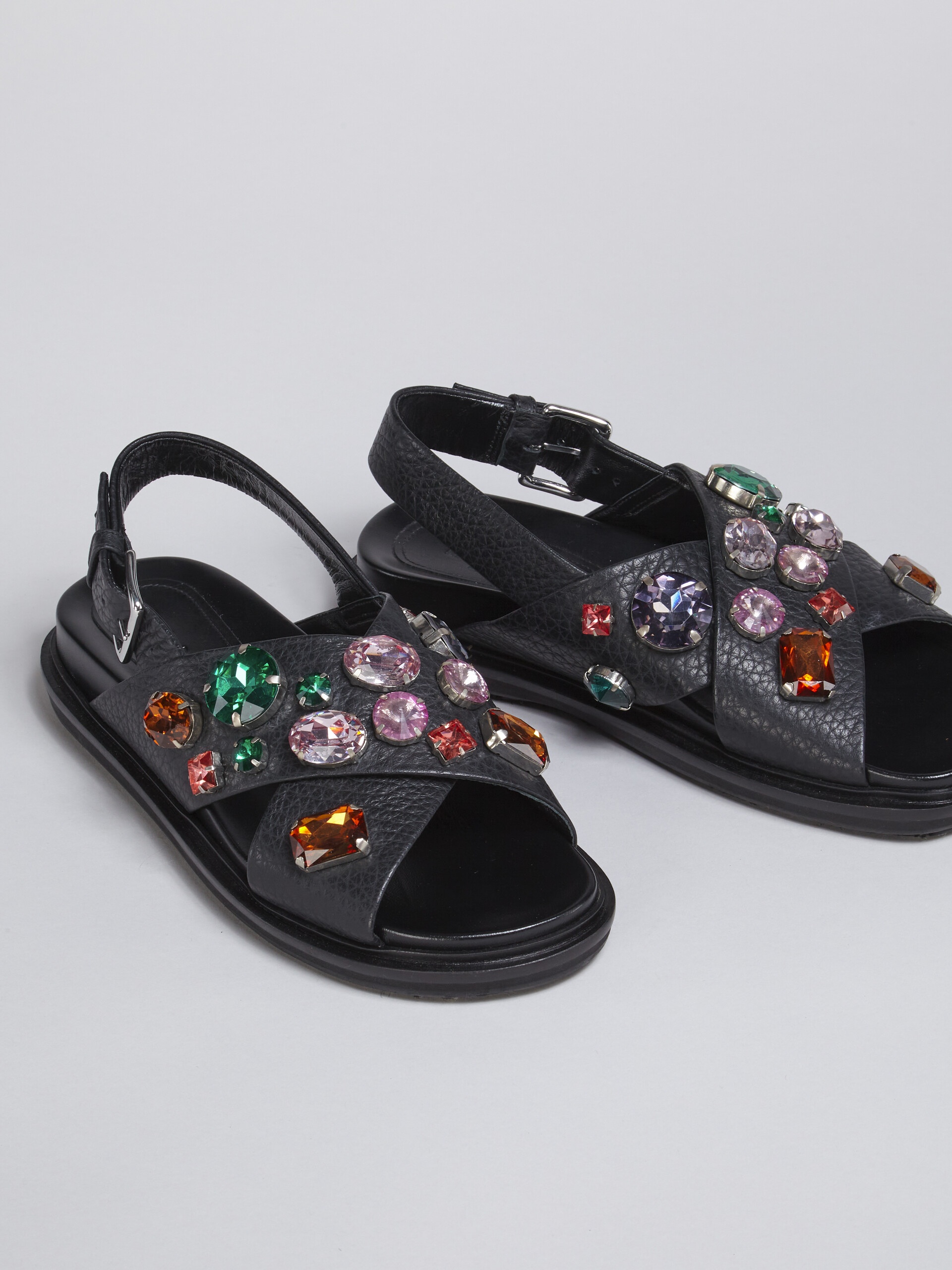 BLACK LEATHER FUSSBETT WITH GLASS BEADS - 5