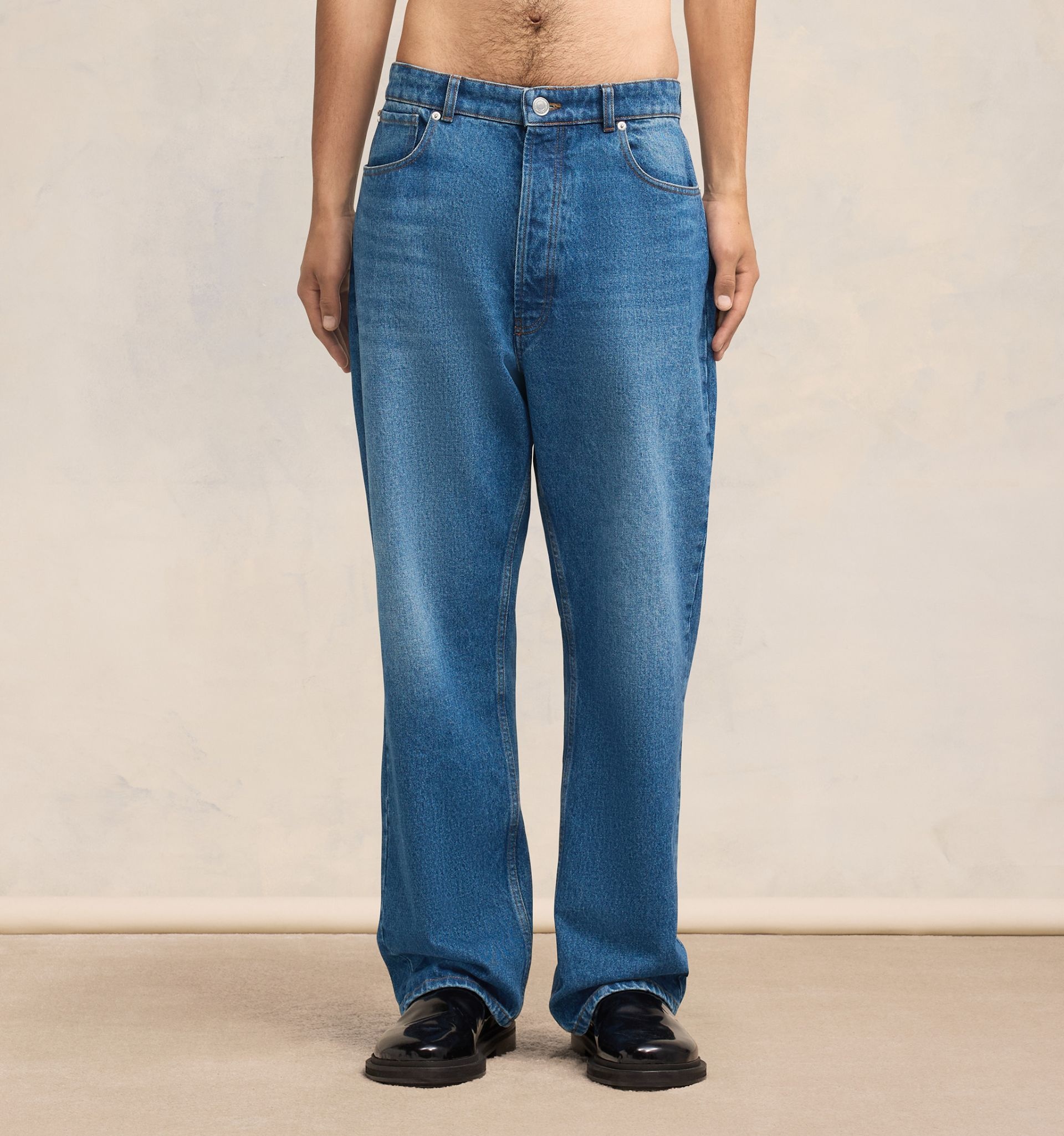 Loose Fit Jeans - 6
