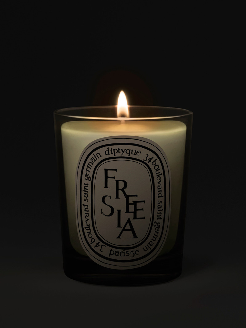 Diptyque Freesia - Classic Candle outlook